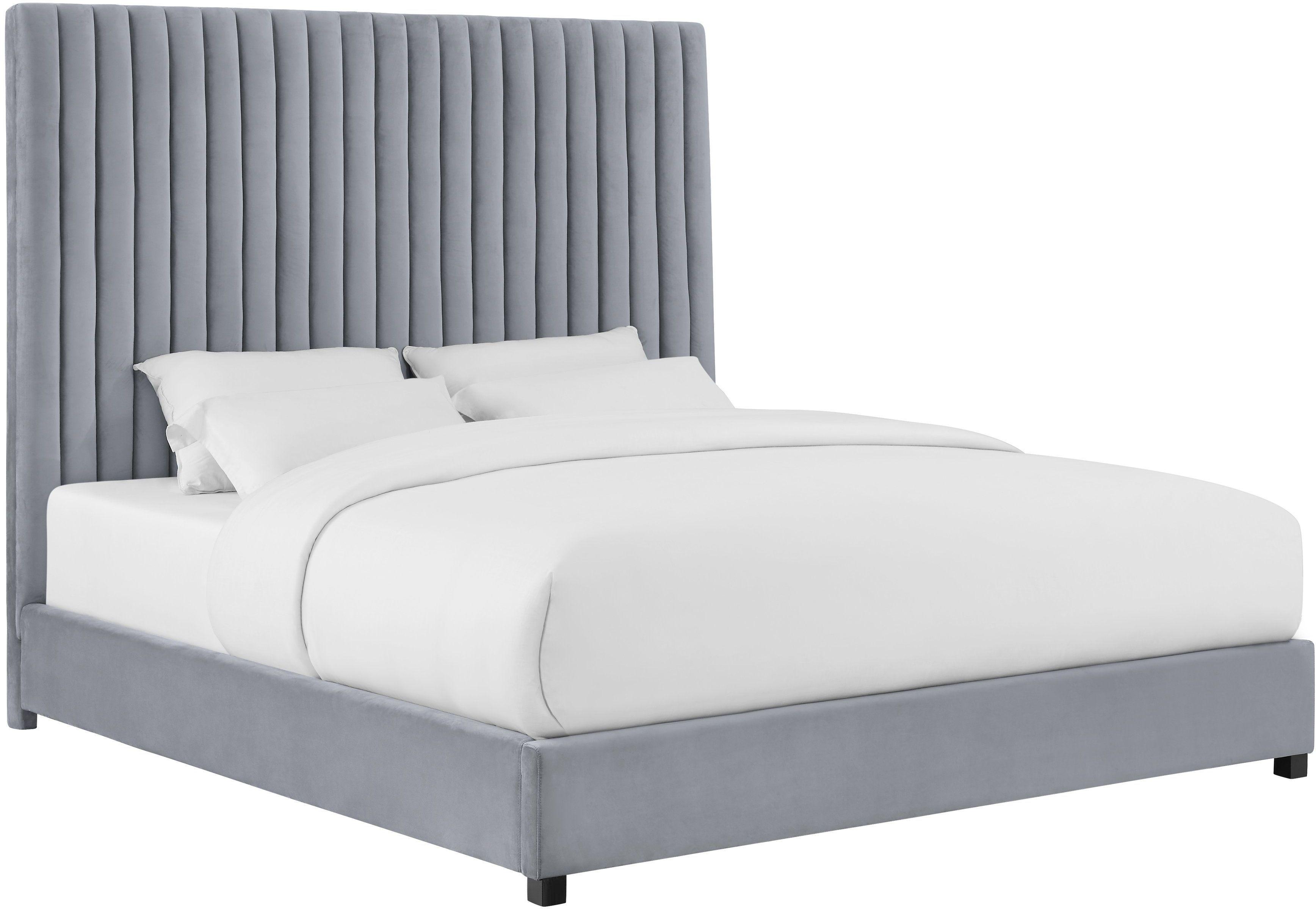 Arabelle Velvet Bed