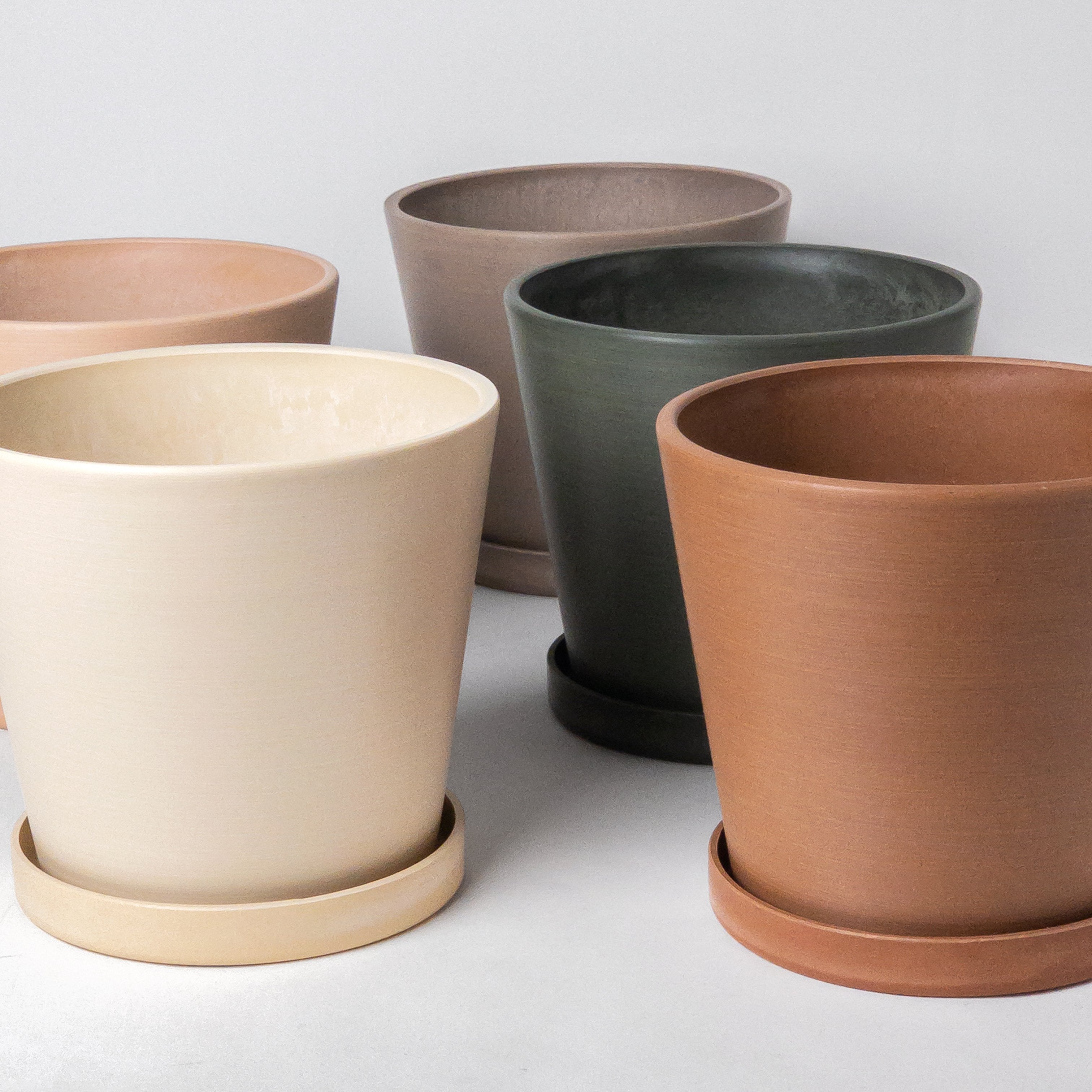 7" Tapered Signature Stone Planters / Earth Tones