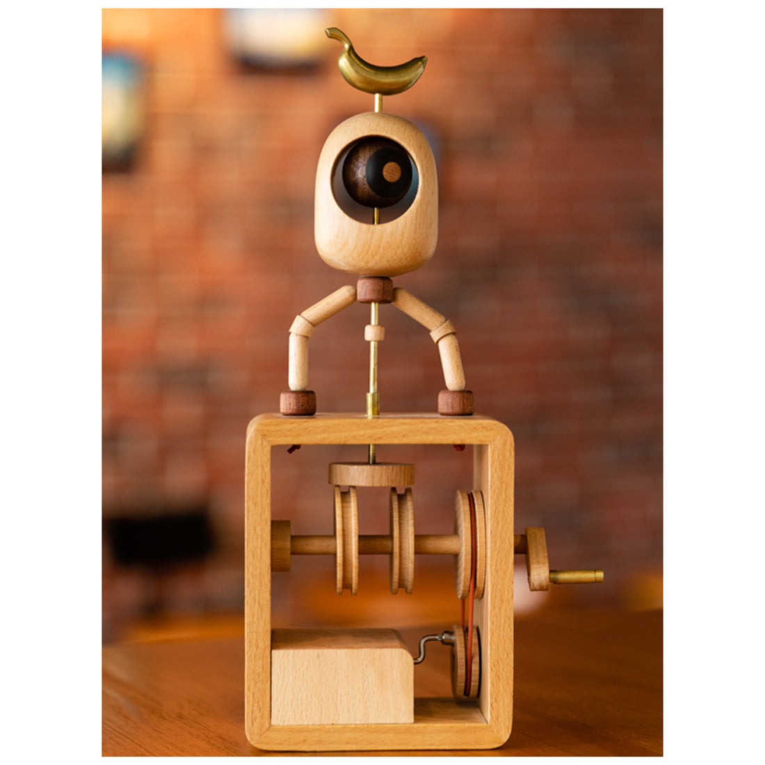 Automata Creative Cartoon Banana One Eye Monster Music Box Wooden Hand Cranked Musical Box