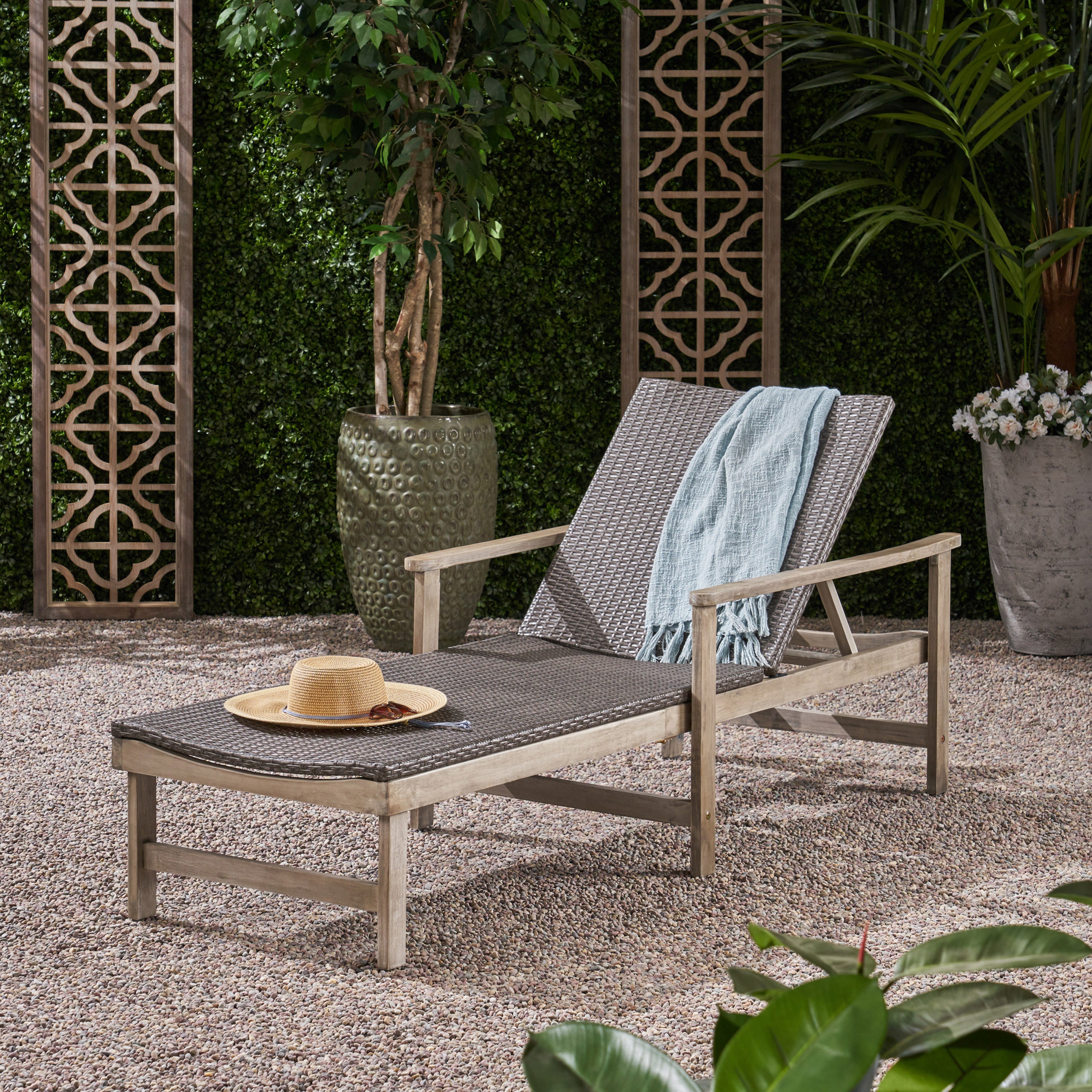 HAMPTON WOOD + WICKER CHAISE LOUNGE