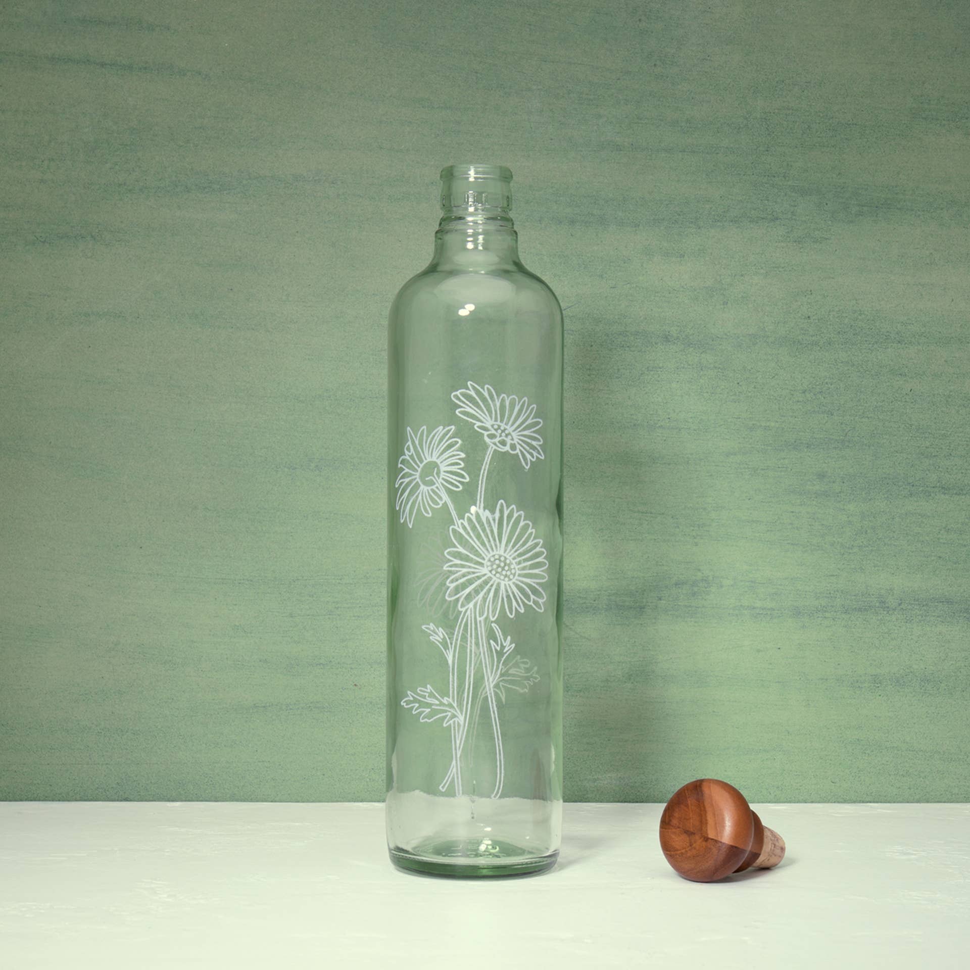 Daisy Glass Water Bottle With Wooden Stopper