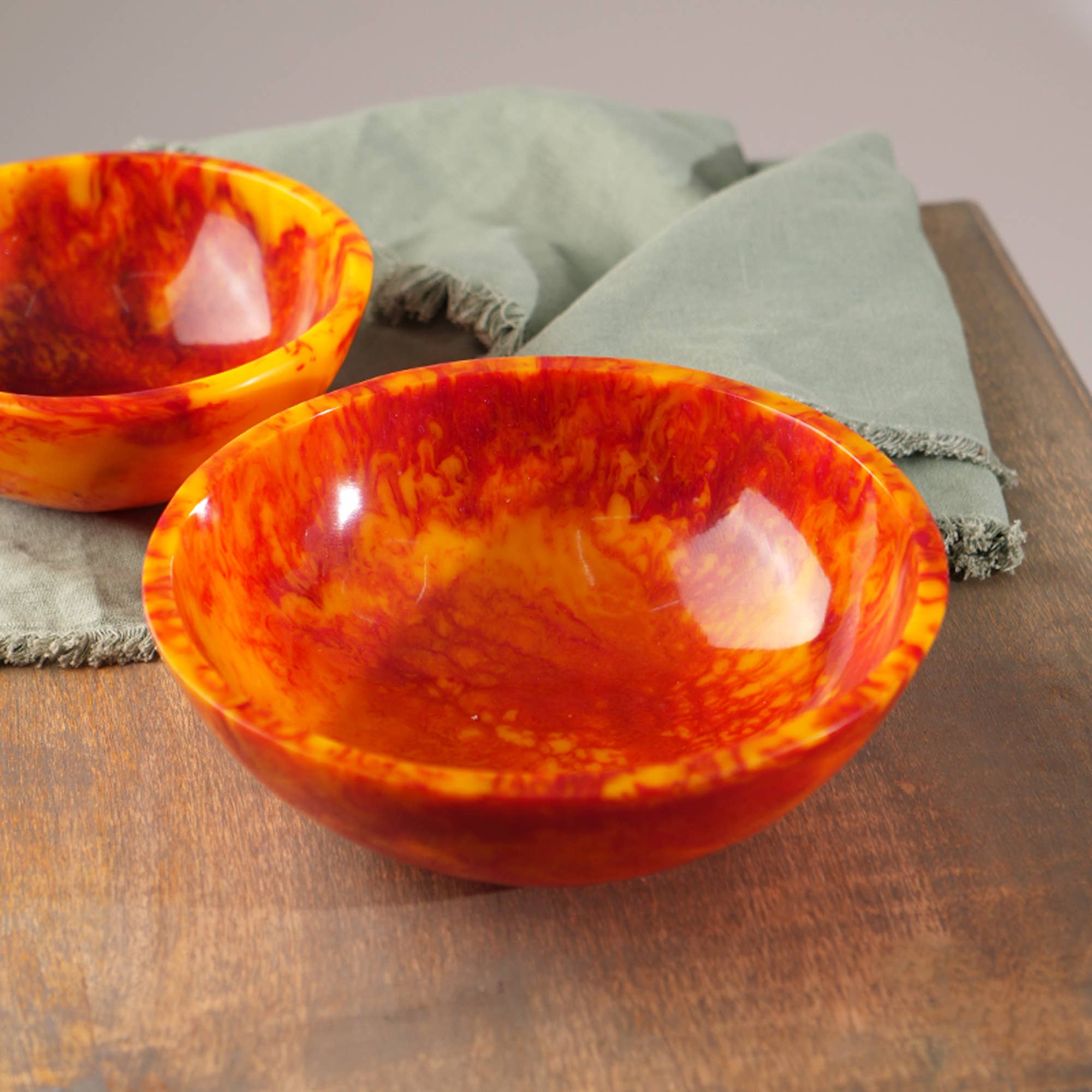 Modern Resin Decorative Bowl for Stylish Centerpieces