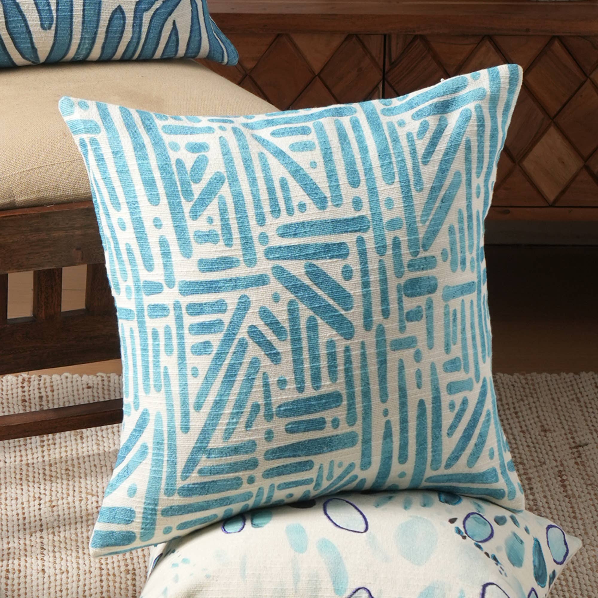 Set of 2 Seafoam Illusions Printed Pillow-Blue & White 18""X18""