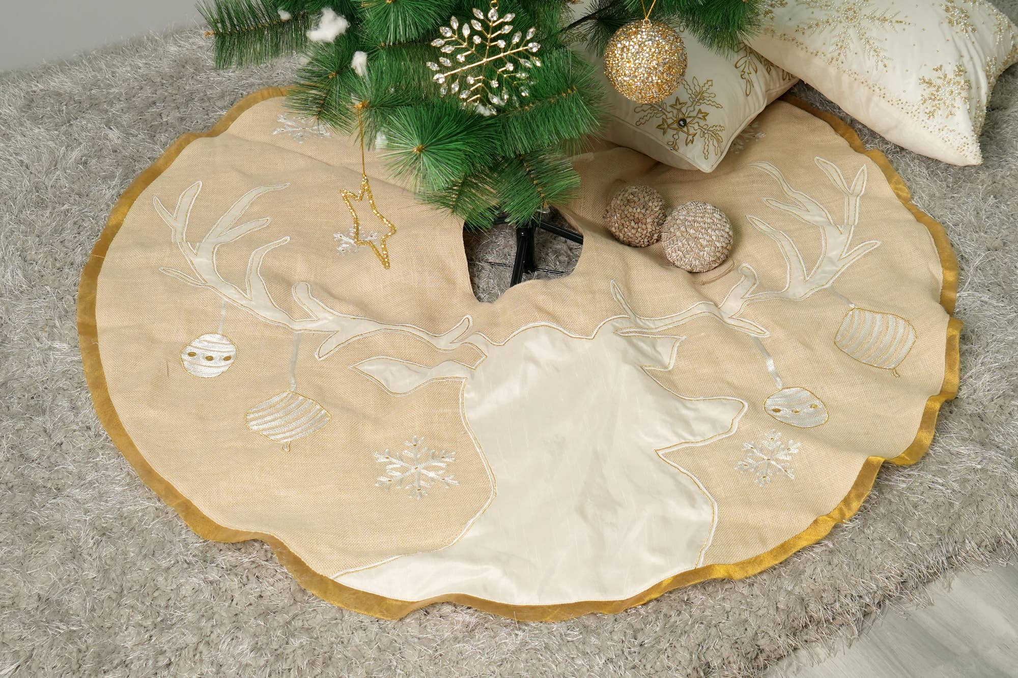 Reindeer Embroidered Tree Skirt (Case of 2)