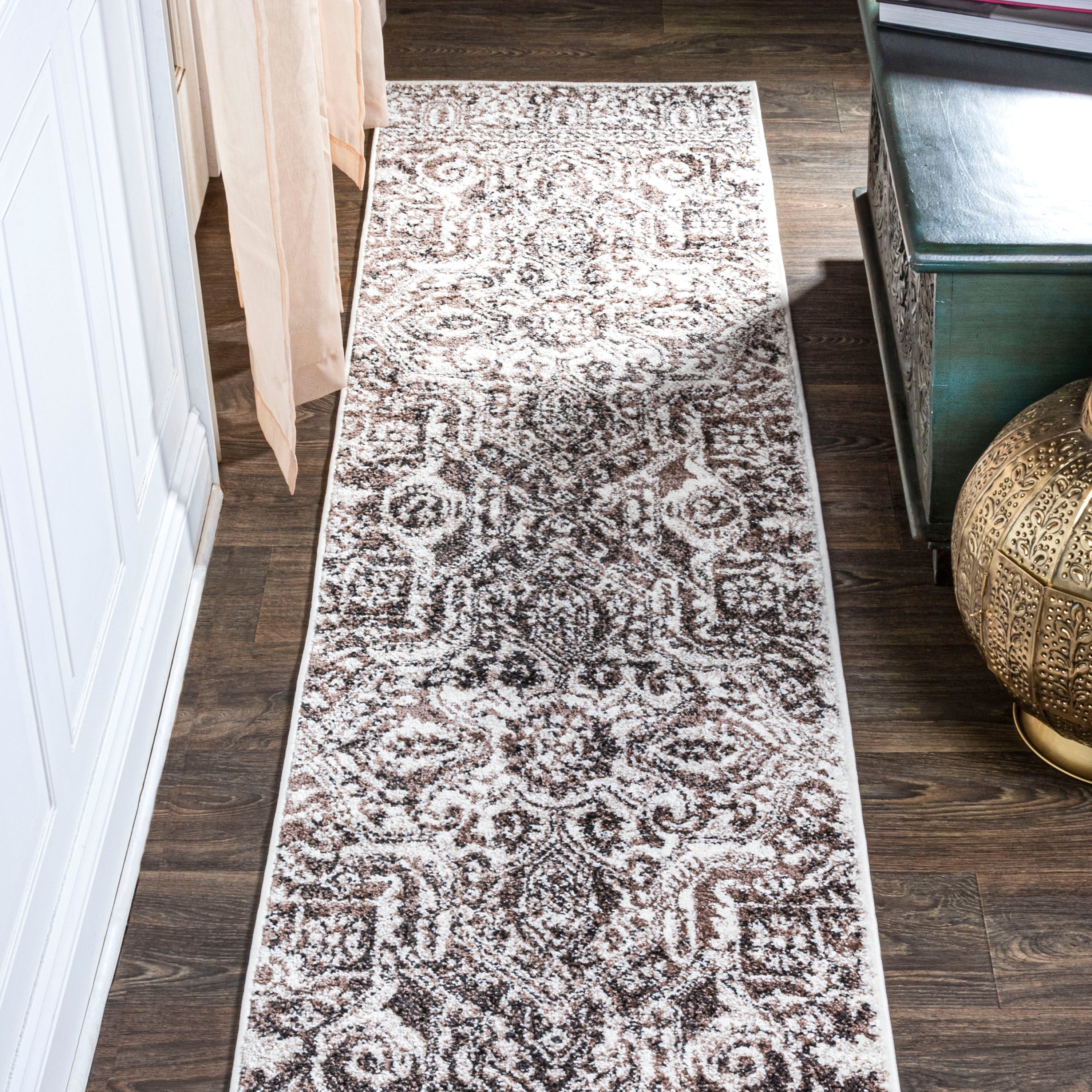 Scala Grand Medallion Ornate Runner Rug