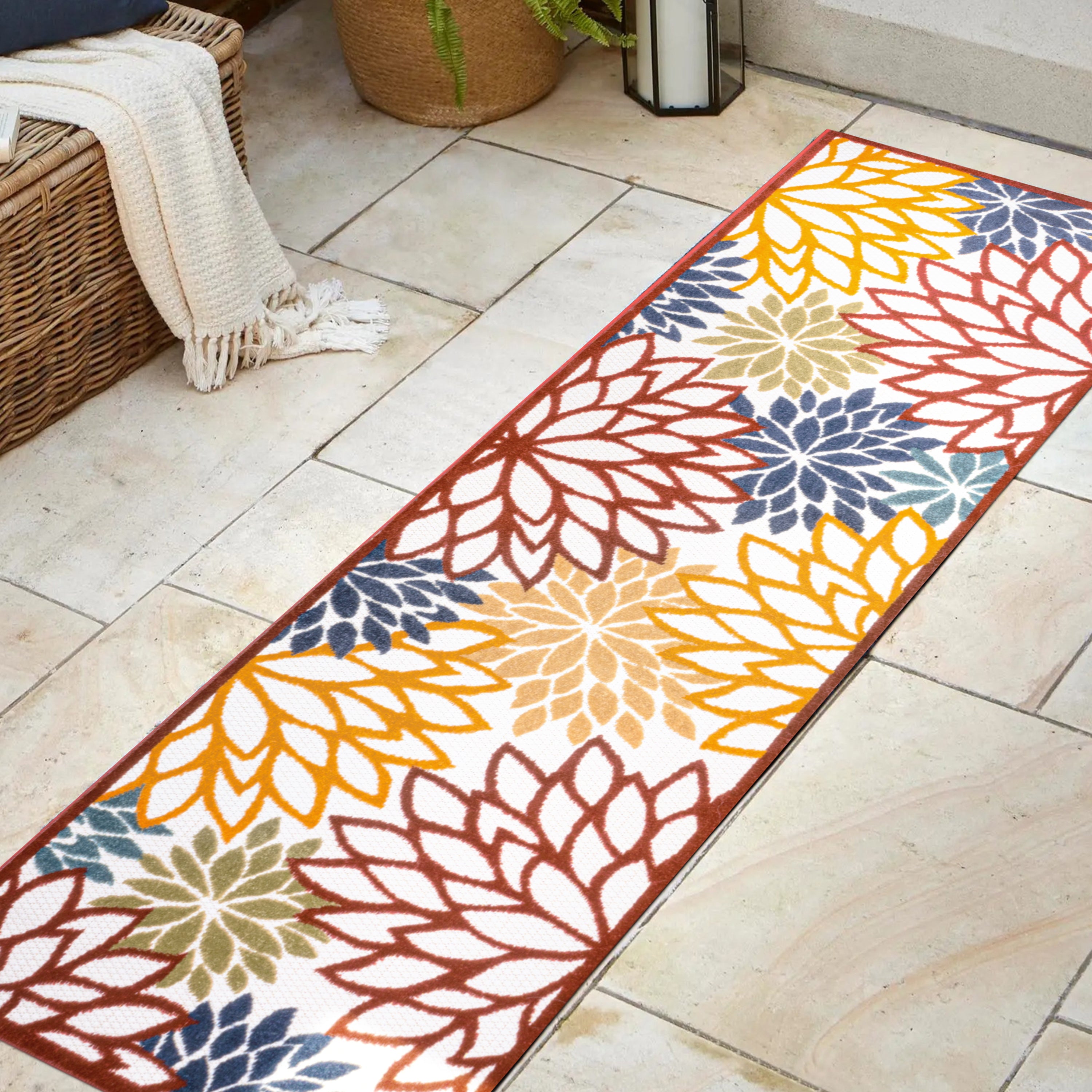 Minori Floral High-Low Indoor/Outdoor Runner Rug