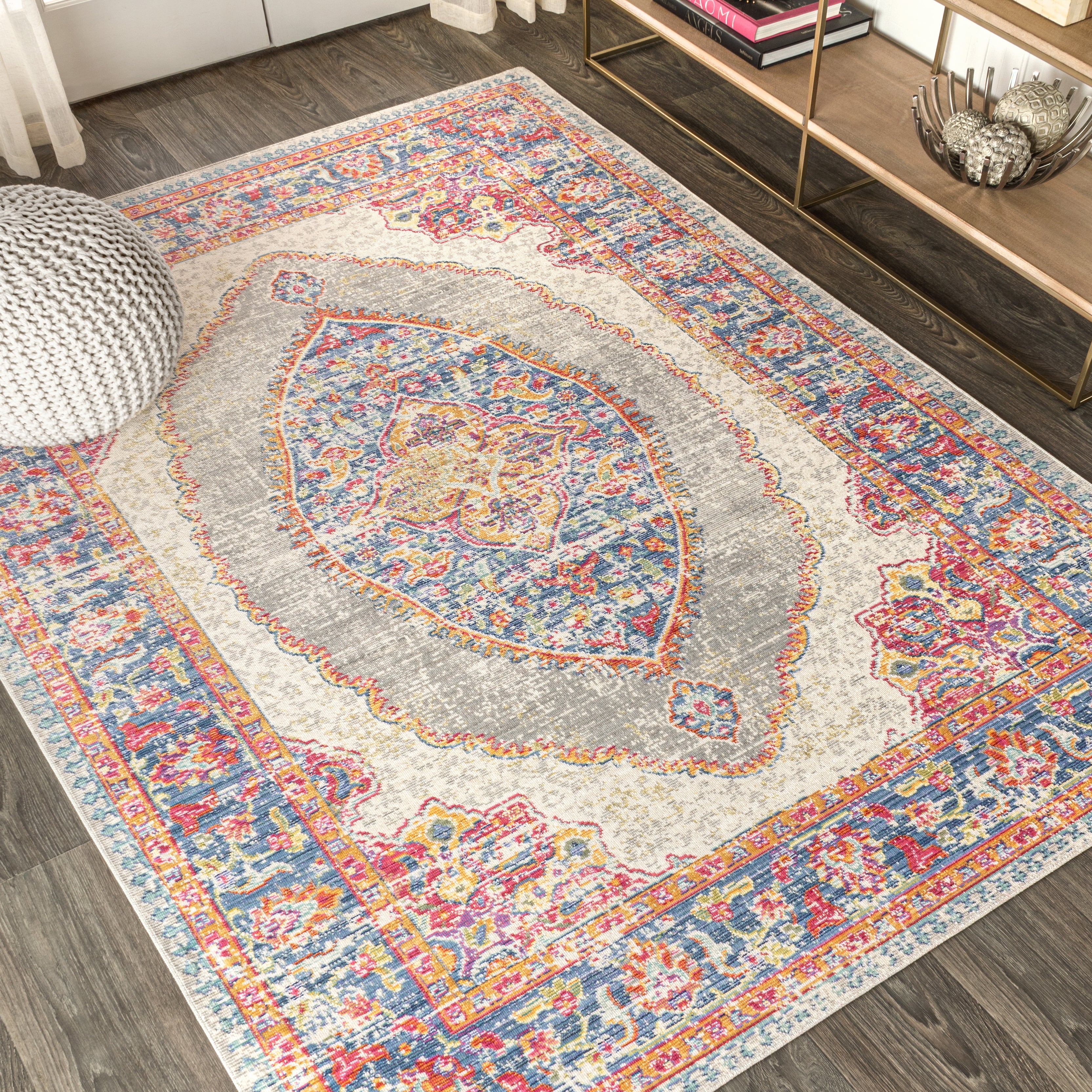 Kilia Medallion Area Rug