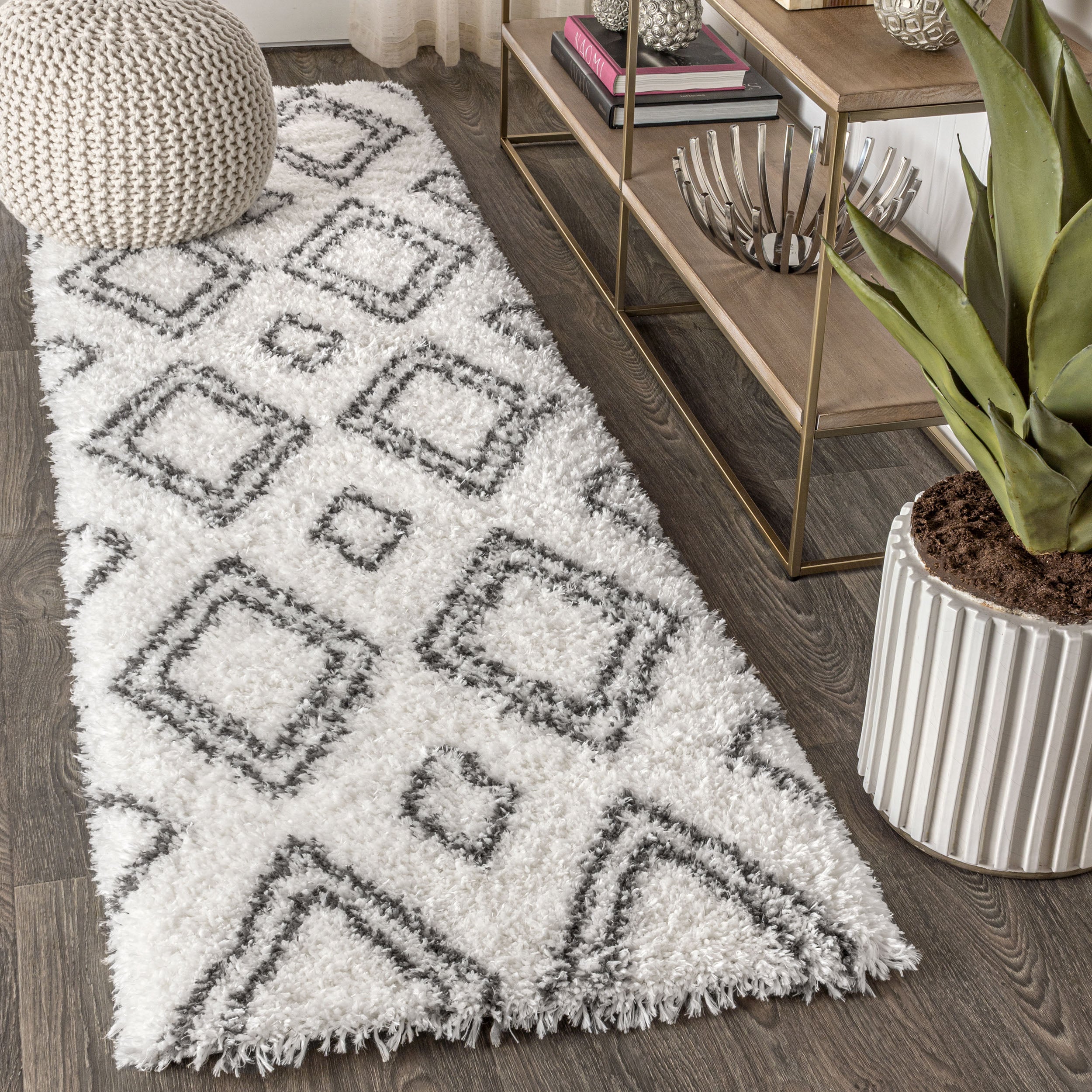 Beni Moroccan Style Diamond Shag Runner Rug