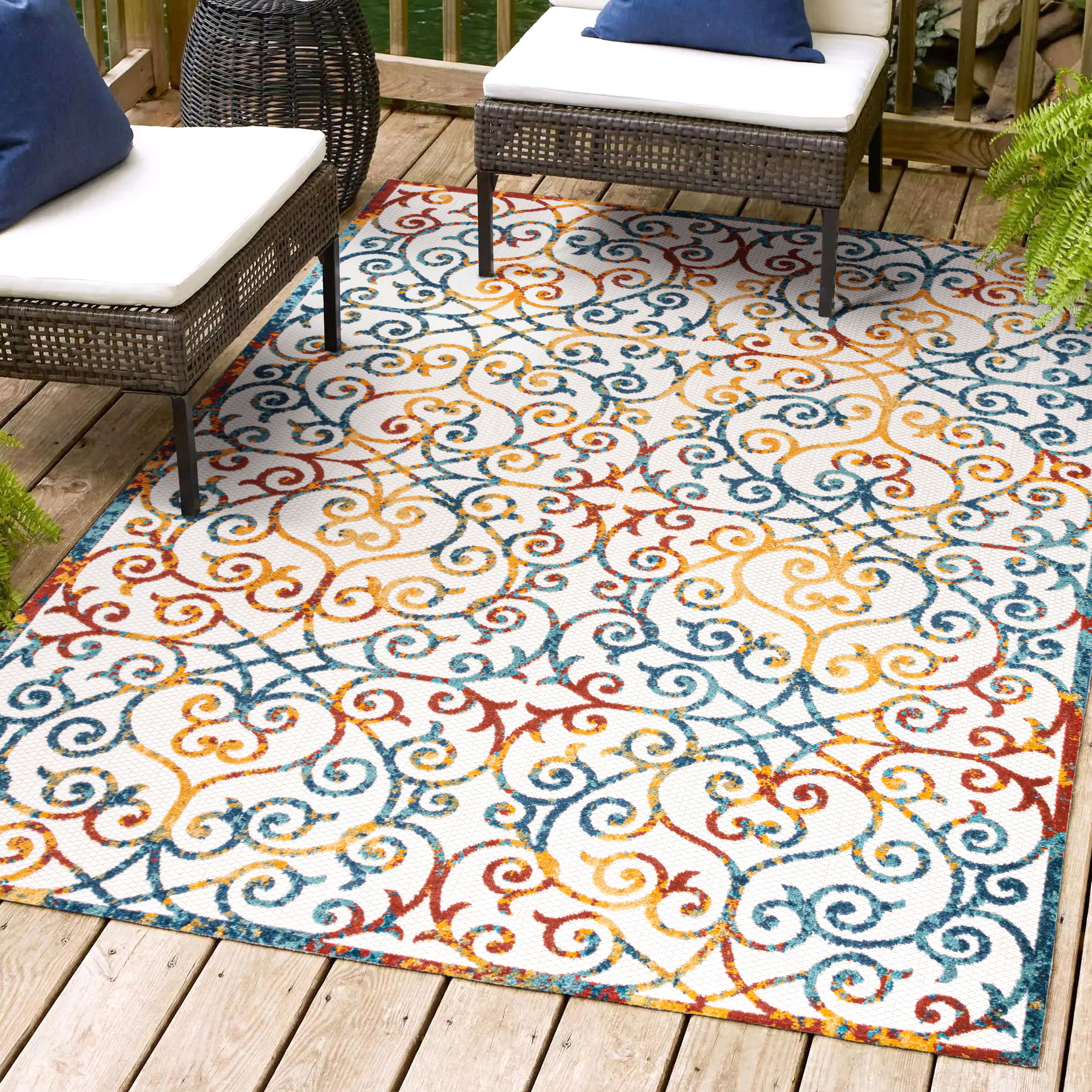 Atrani Scroll Trellis Indoor/Outdoor Area Rug