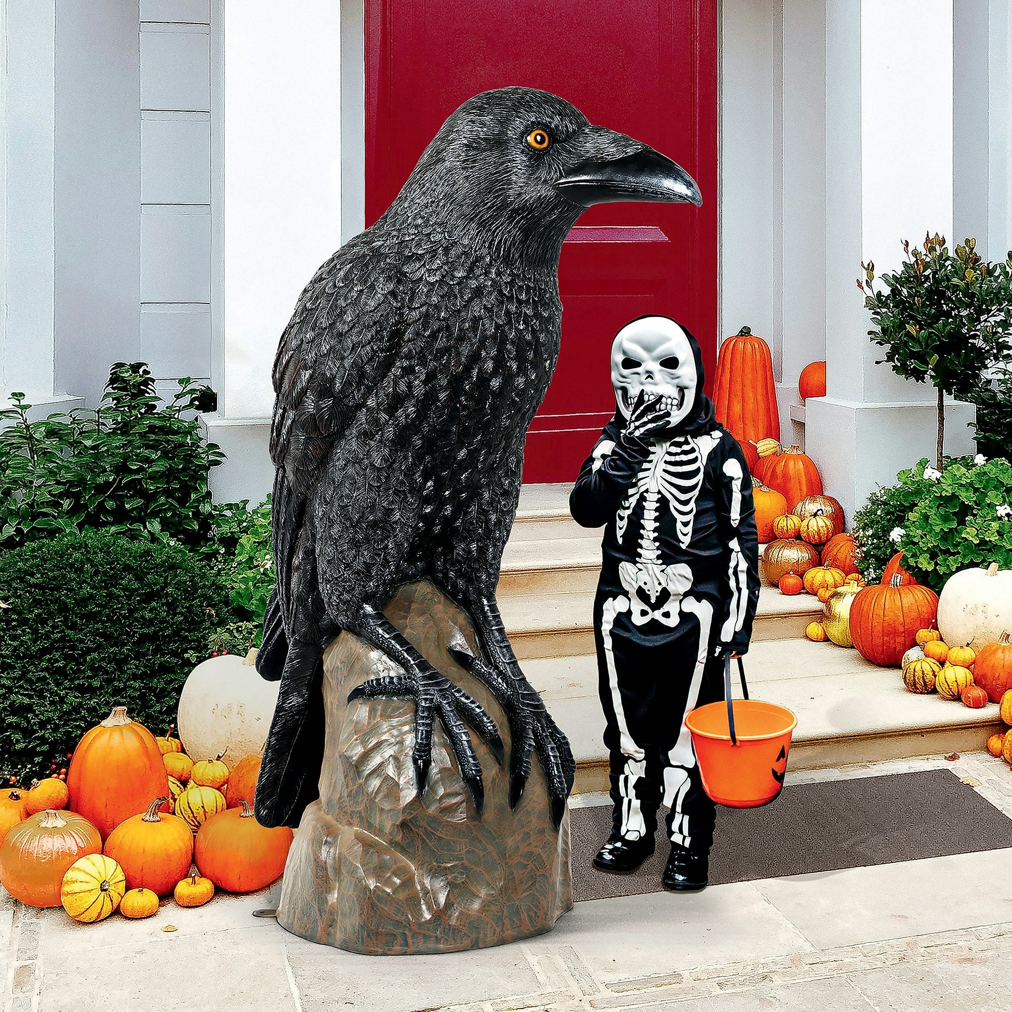 Poe's Giant Gothic Raven Statue