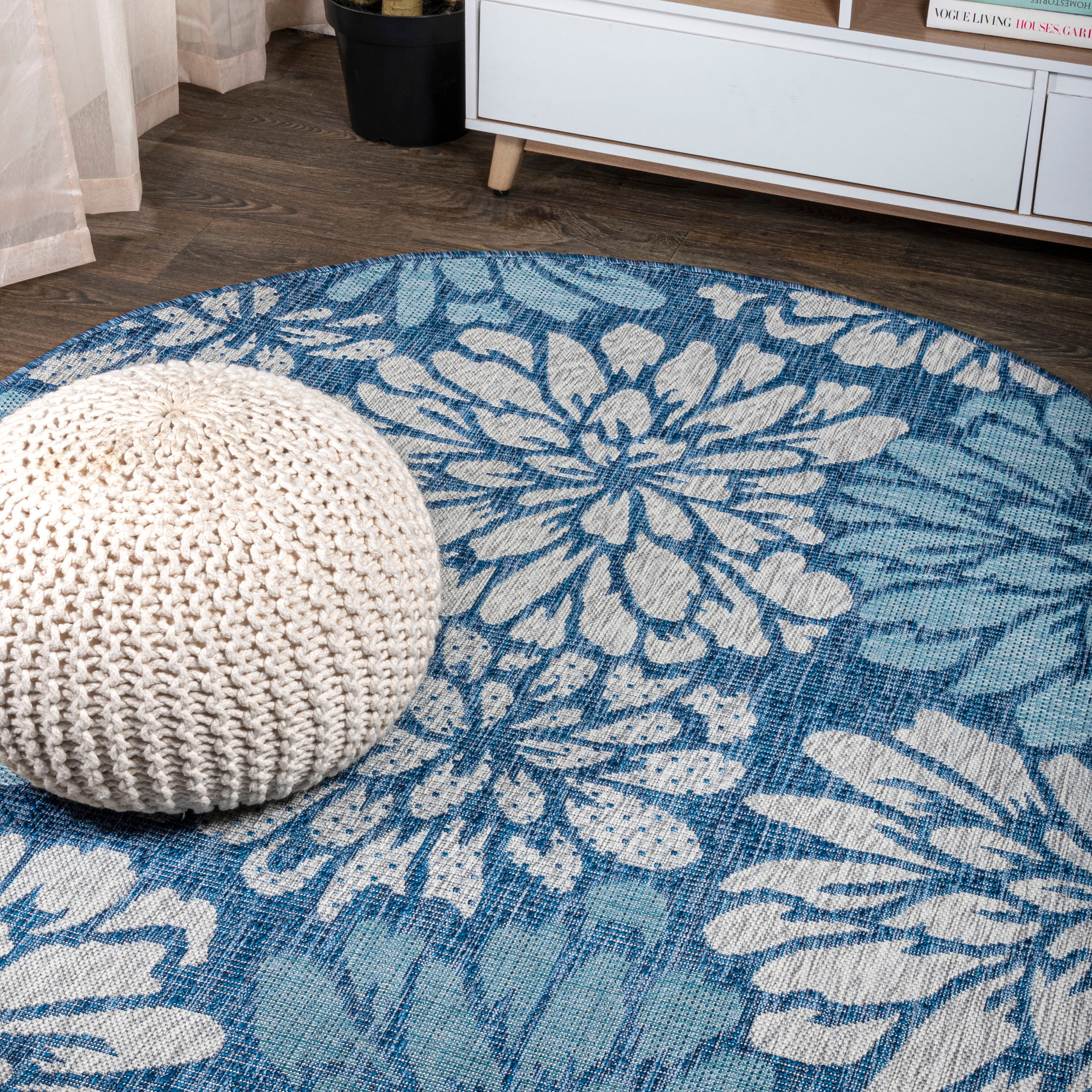 Zinnia Modern Floral Textured Weave Indoor/Outdoor Round Area Rug