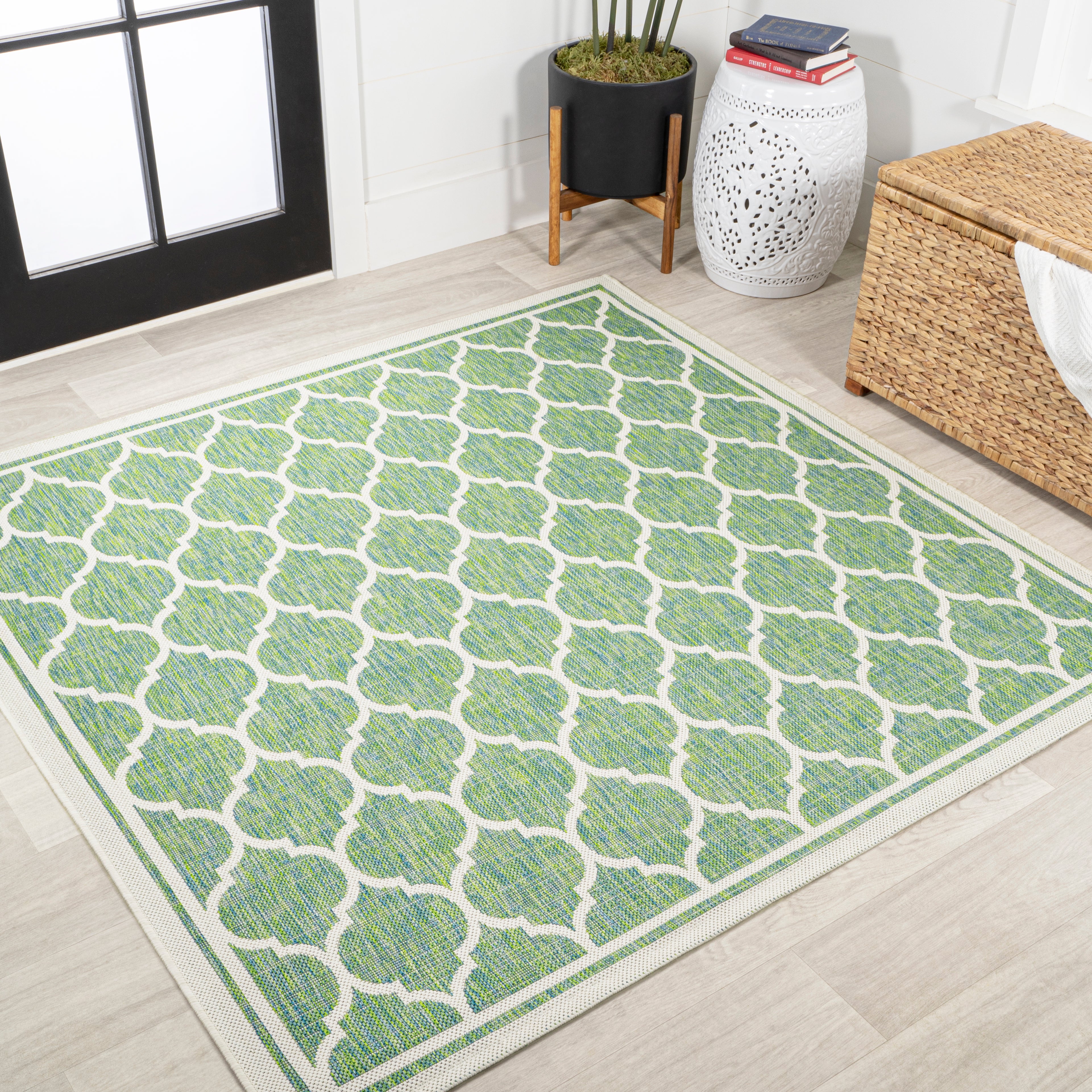 Trebol Moroccan Trellis Weave Indoor/Outdoor Square Area Rug