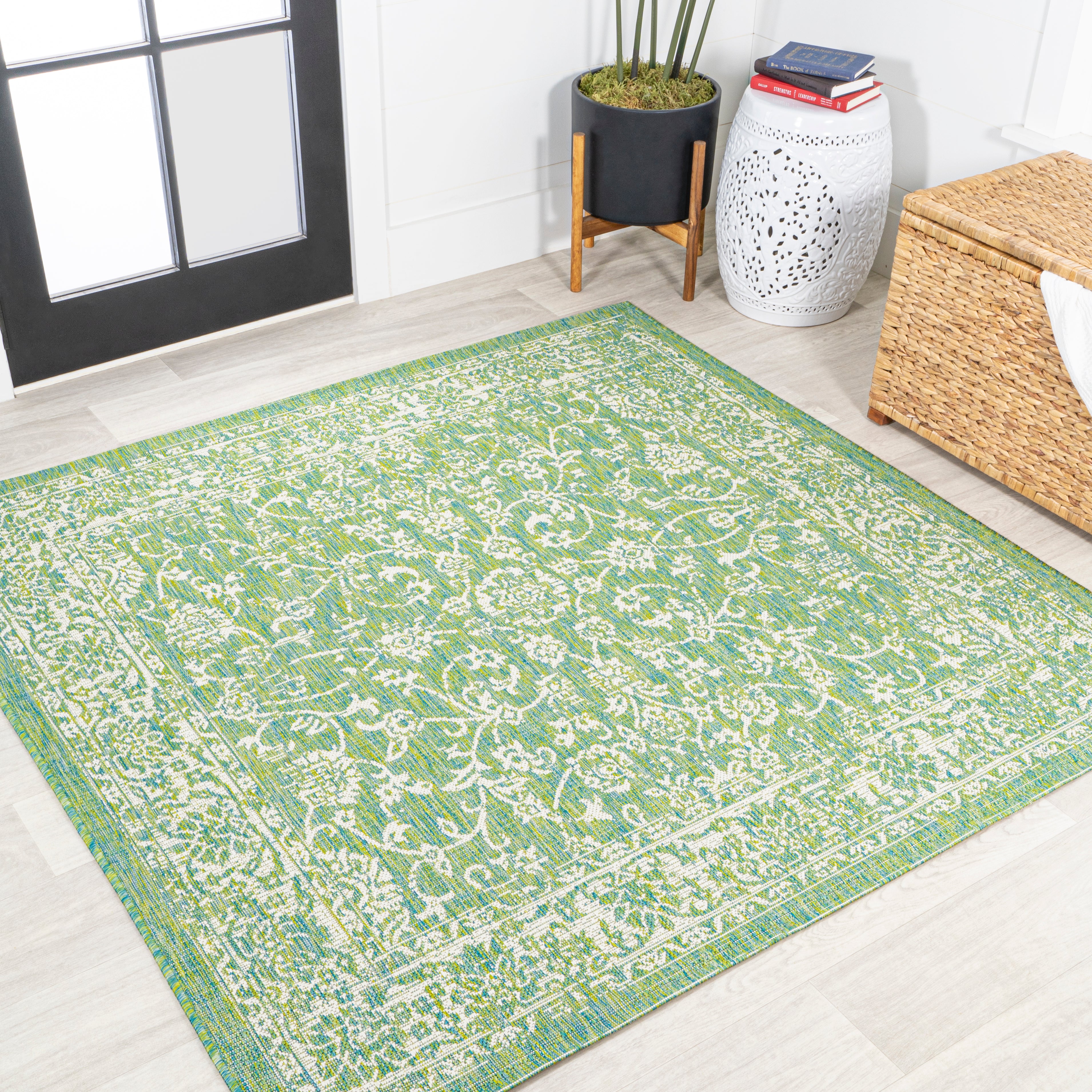 Tela Bohemian Textured Weave Floral Indoor/Outdoor Square Area Rug