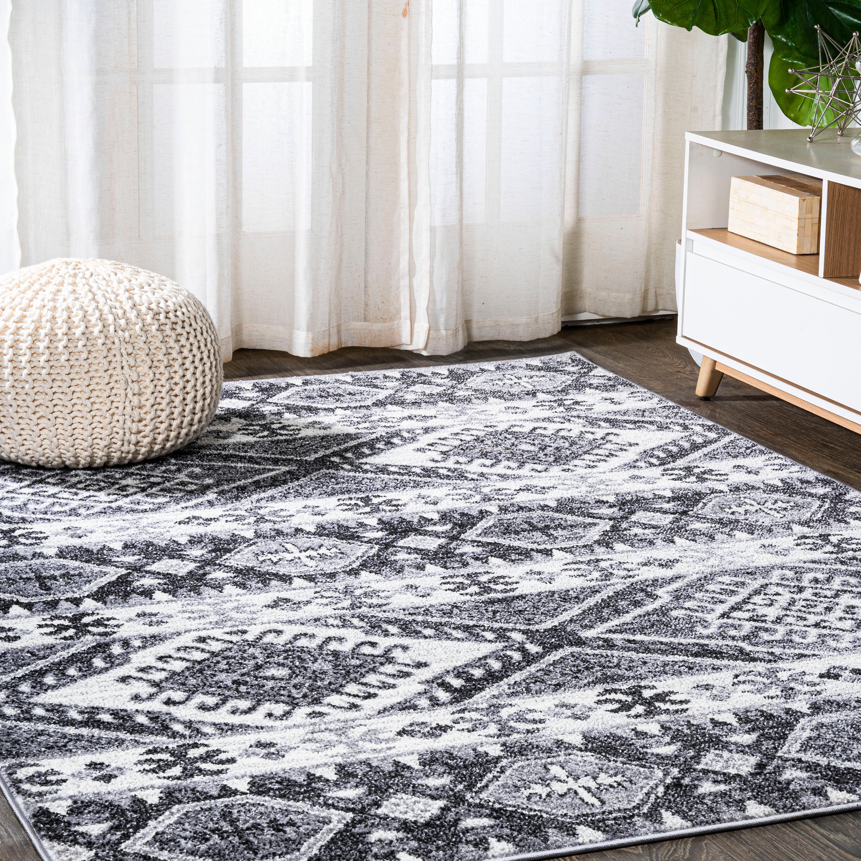 Sura Modern Kilim Geometric Area Rug