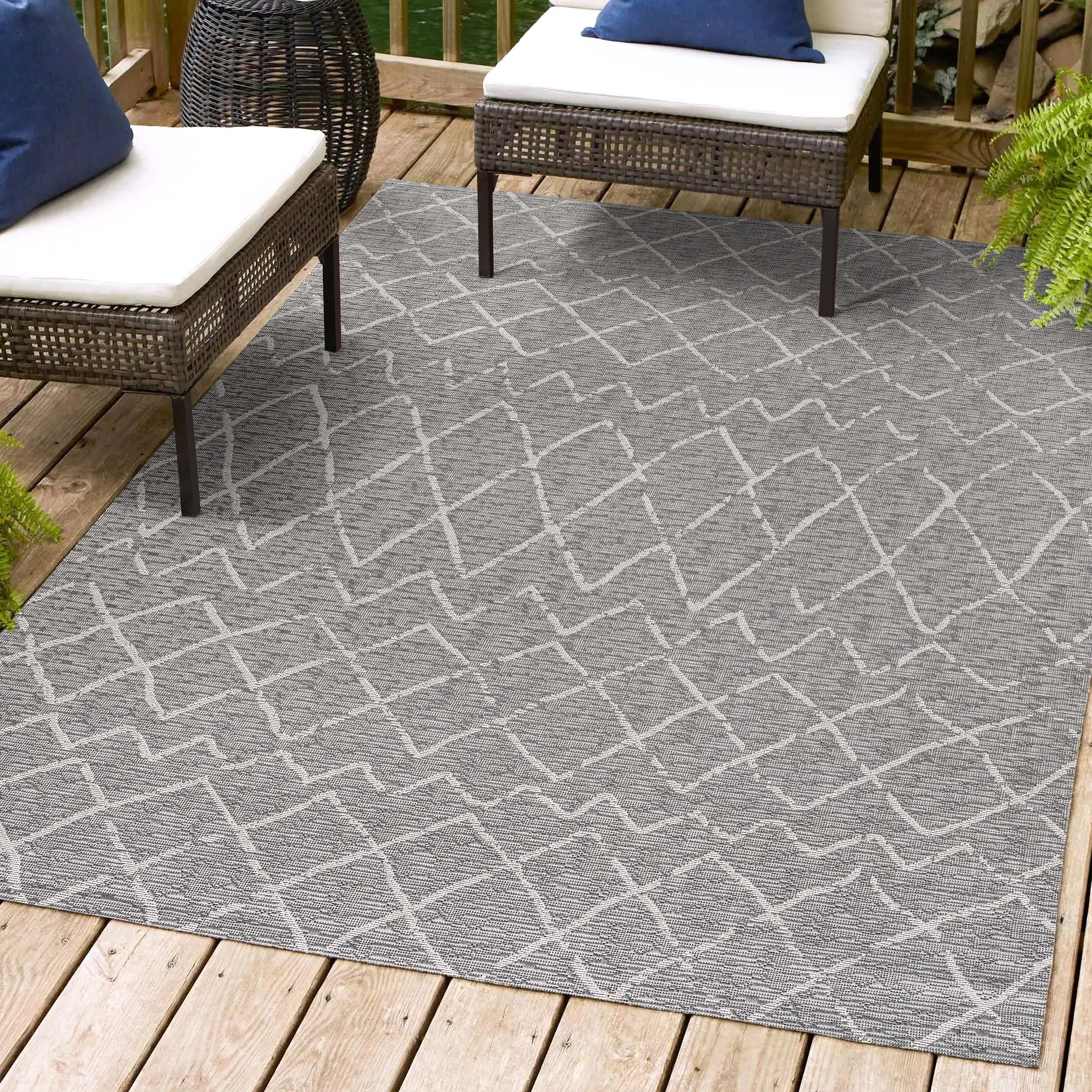 Madaba Moroccan Trellis Indoor/Outdoor Area Rug