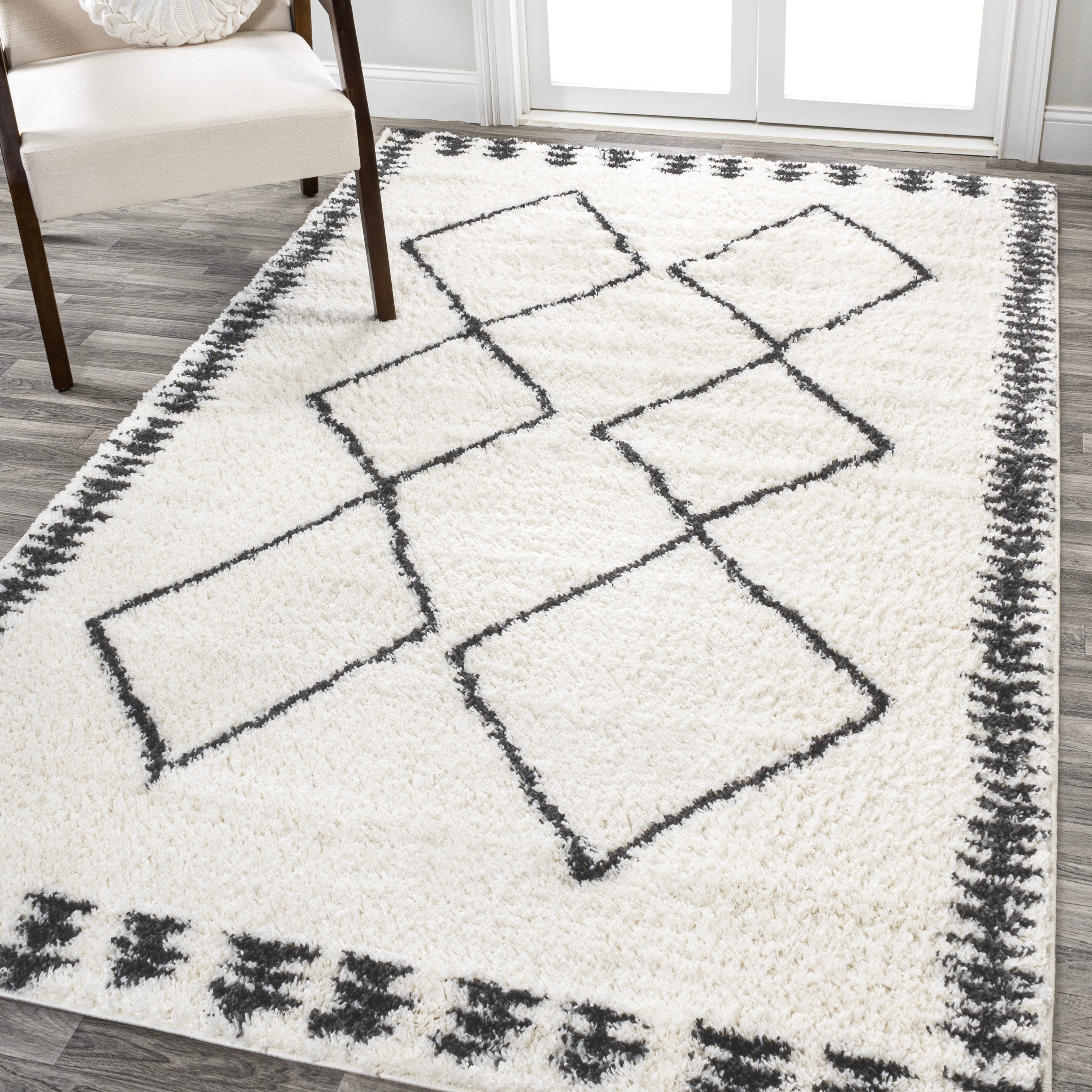 Calvia Moroccan Diamond Shag Area Rug