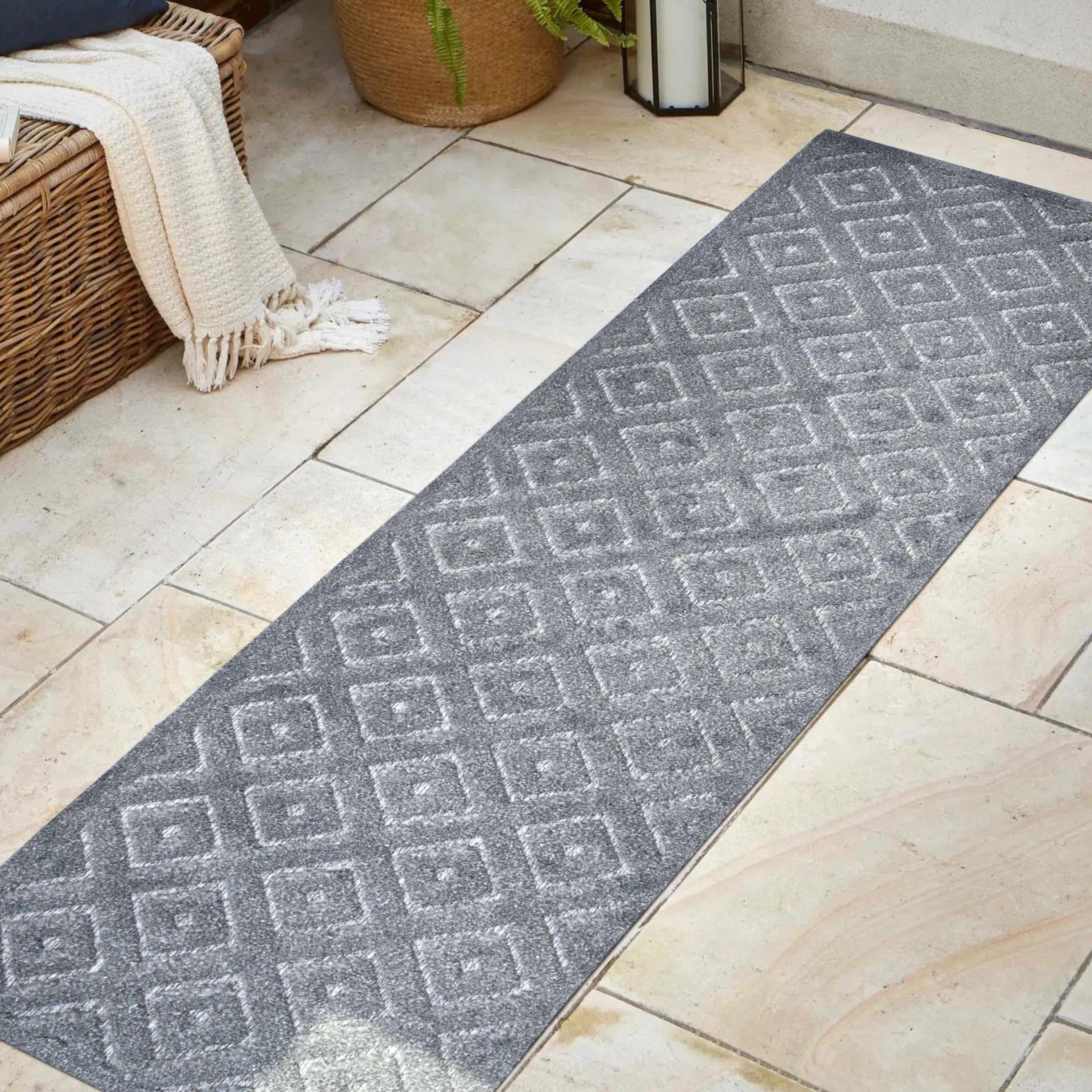 Portmany Neutral Diamond Trellis Indoor/Outdoor Runner Rug