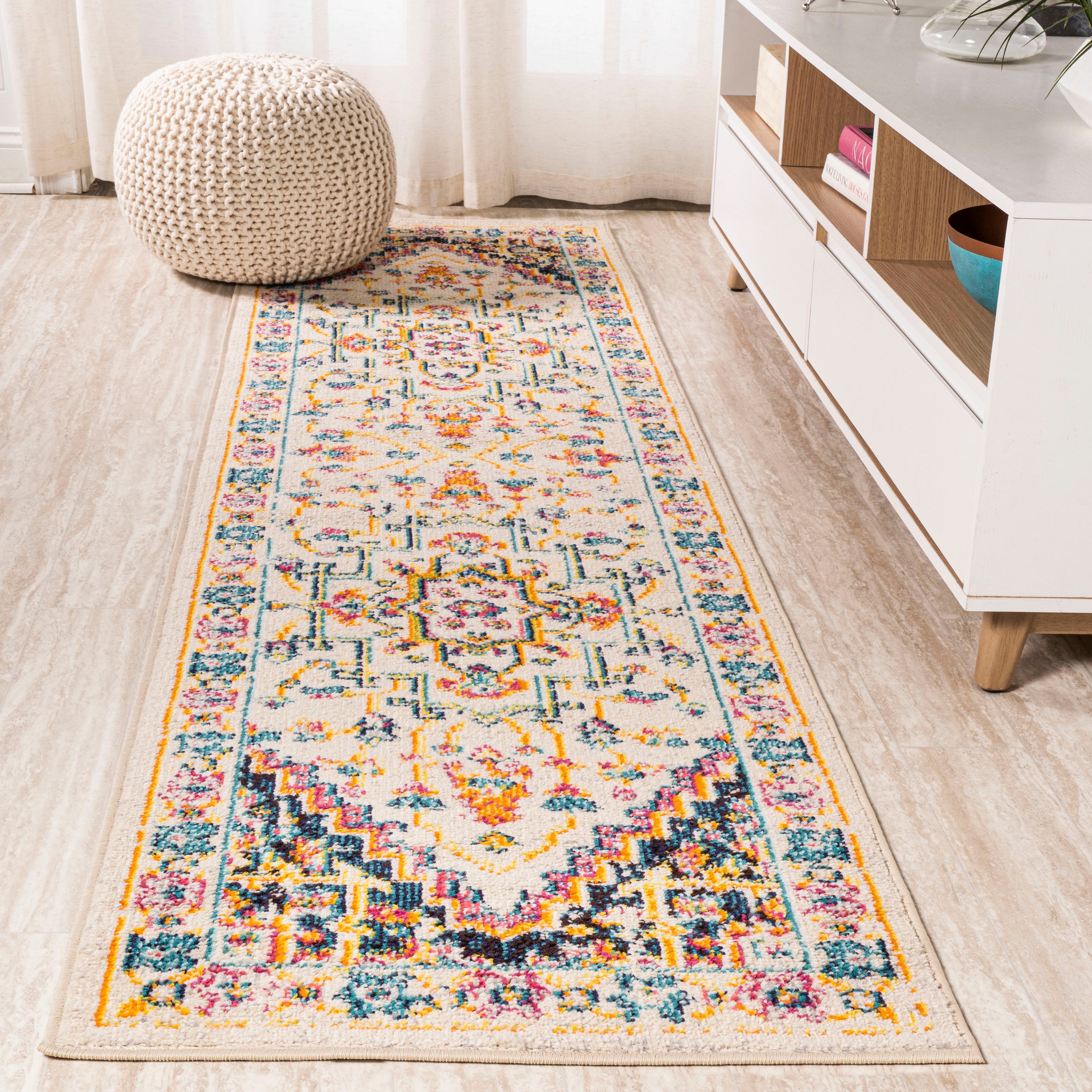 Brooklyn Geometric Medallion Runner Rug