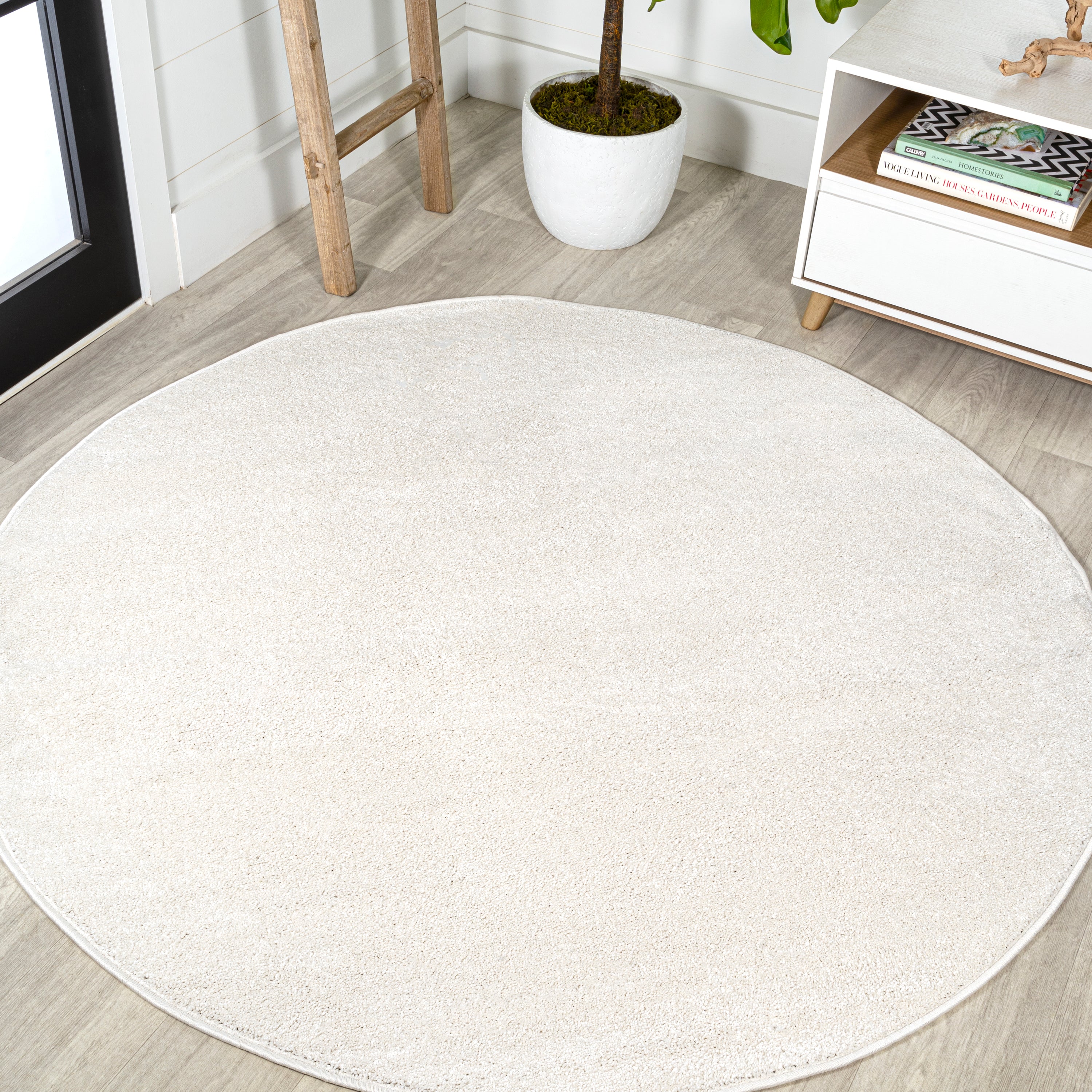 Haze Solid Unique Low Round Area Rug