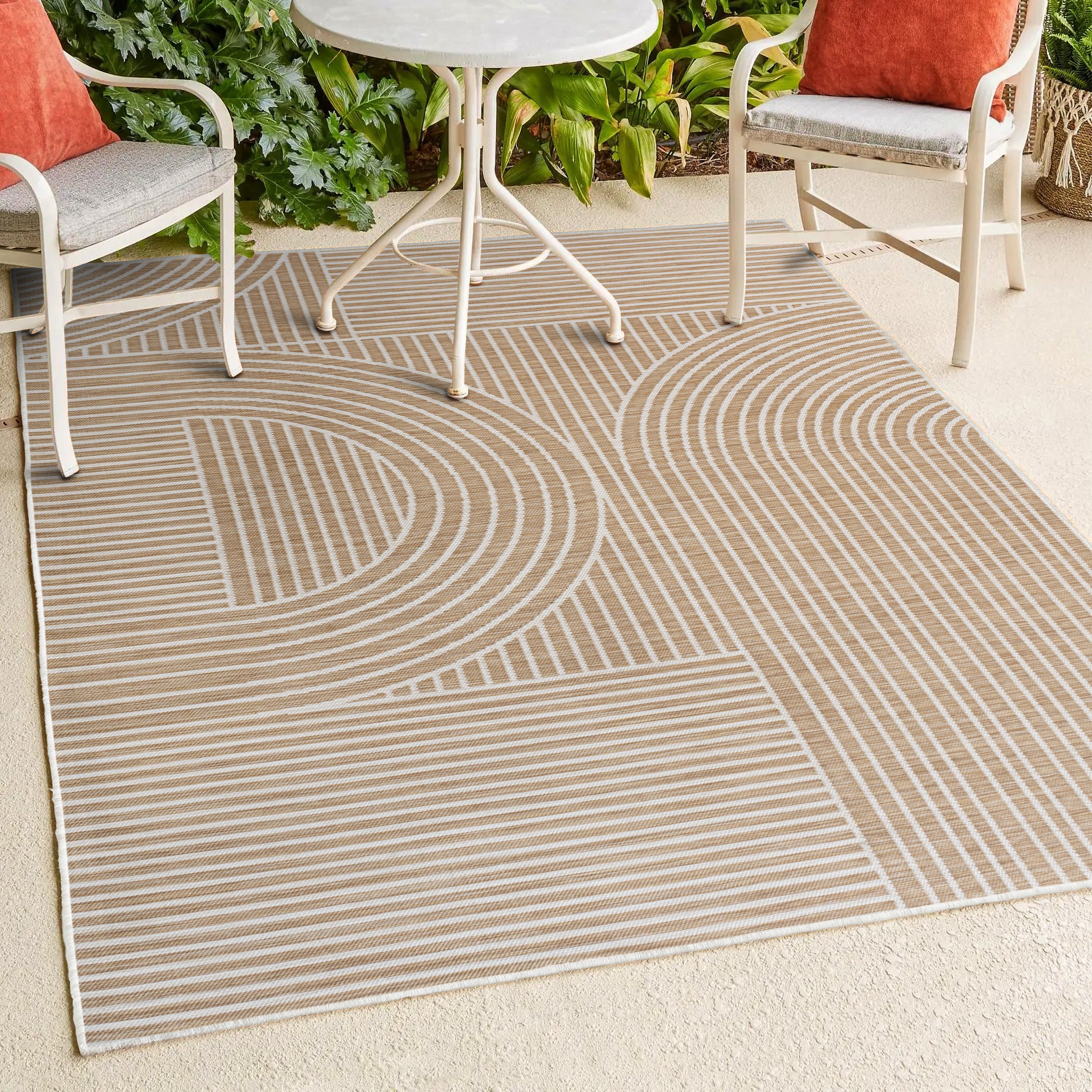 Zephyr Mid-Century Modern Arch Stripe Reversible Machine-Washable Indoor/Outdoor Area Rug