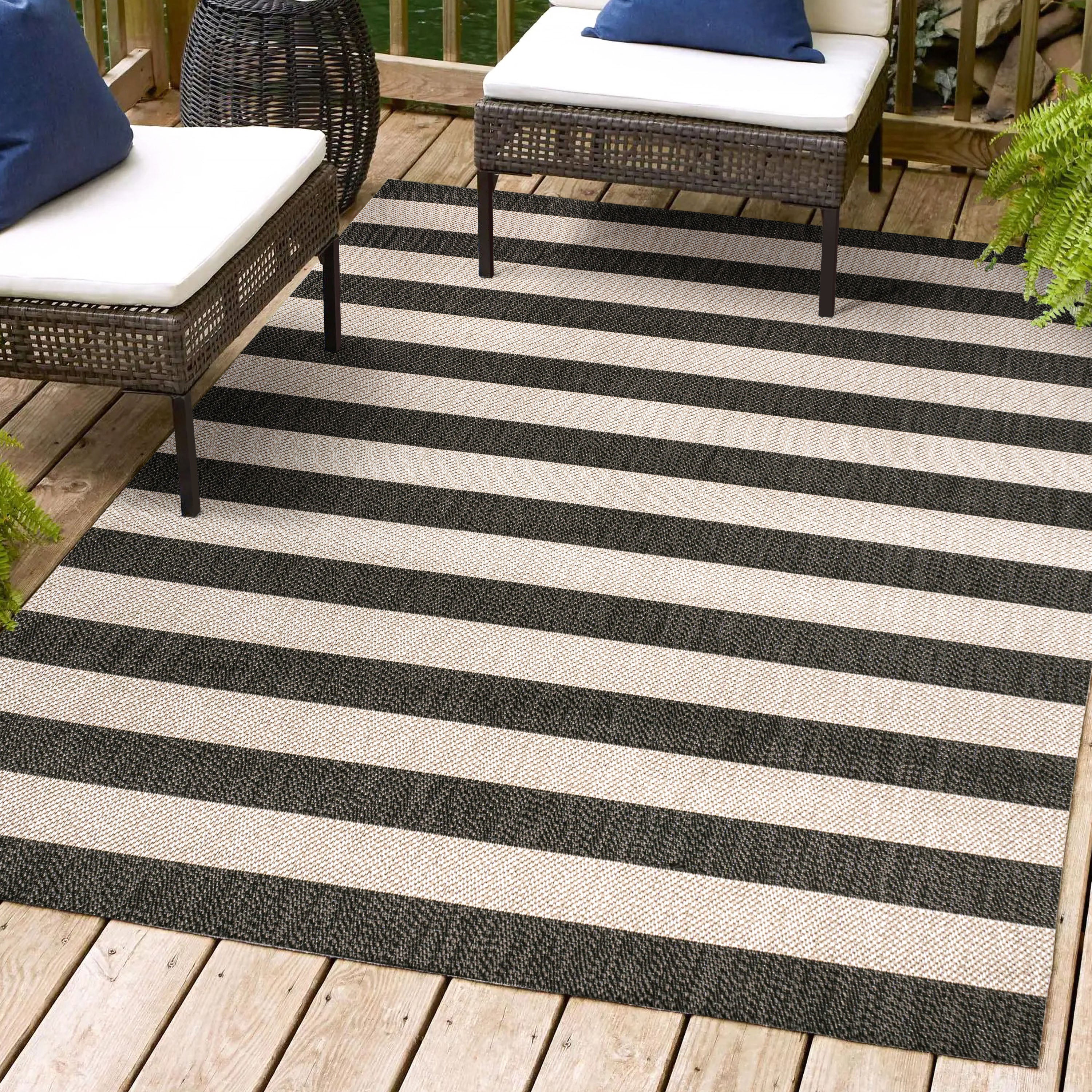 Negril Simple Two-Tone Wide Stripe Indoor/Outdoor Area Rug