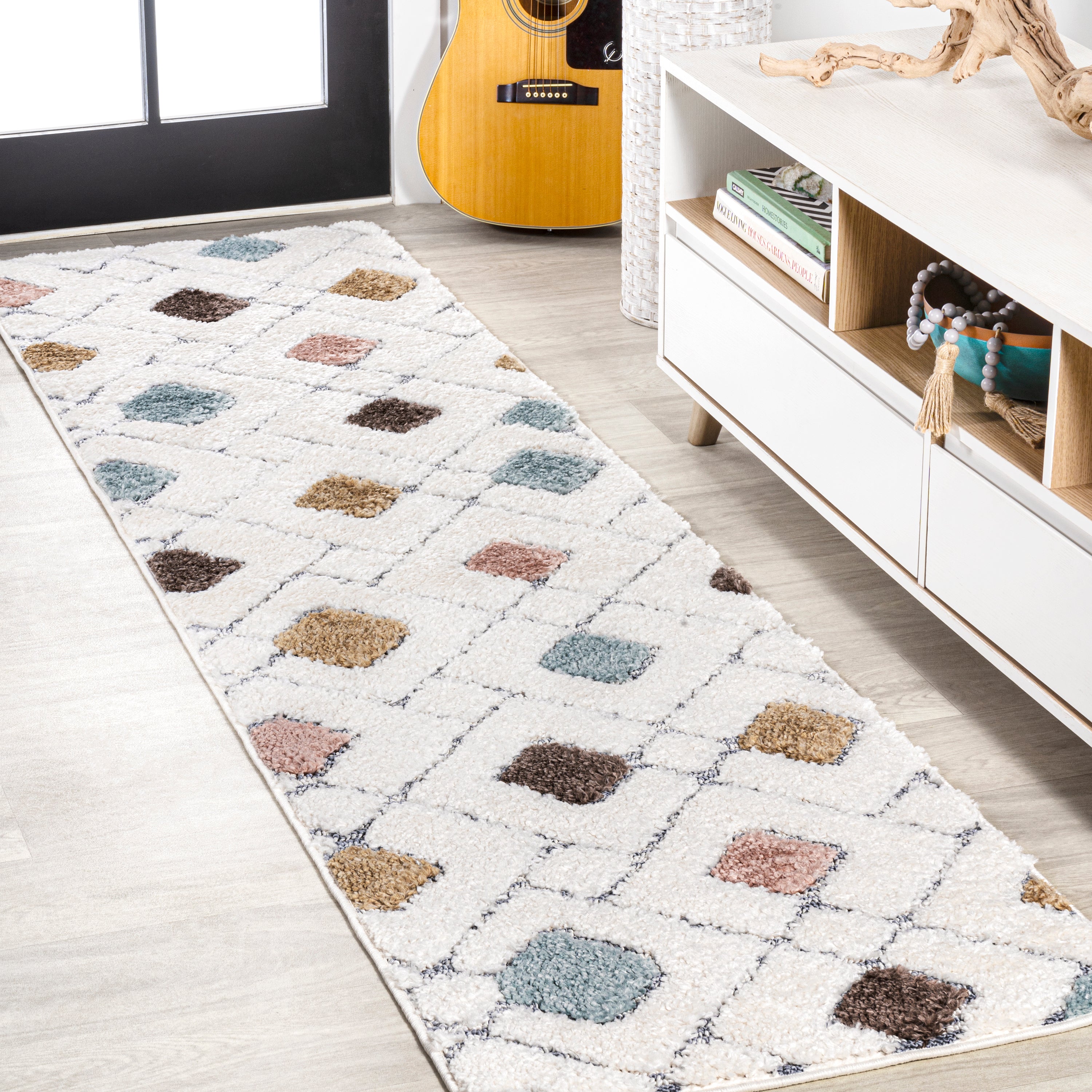 Astrid Retro Trellis High-Low Runner Rug