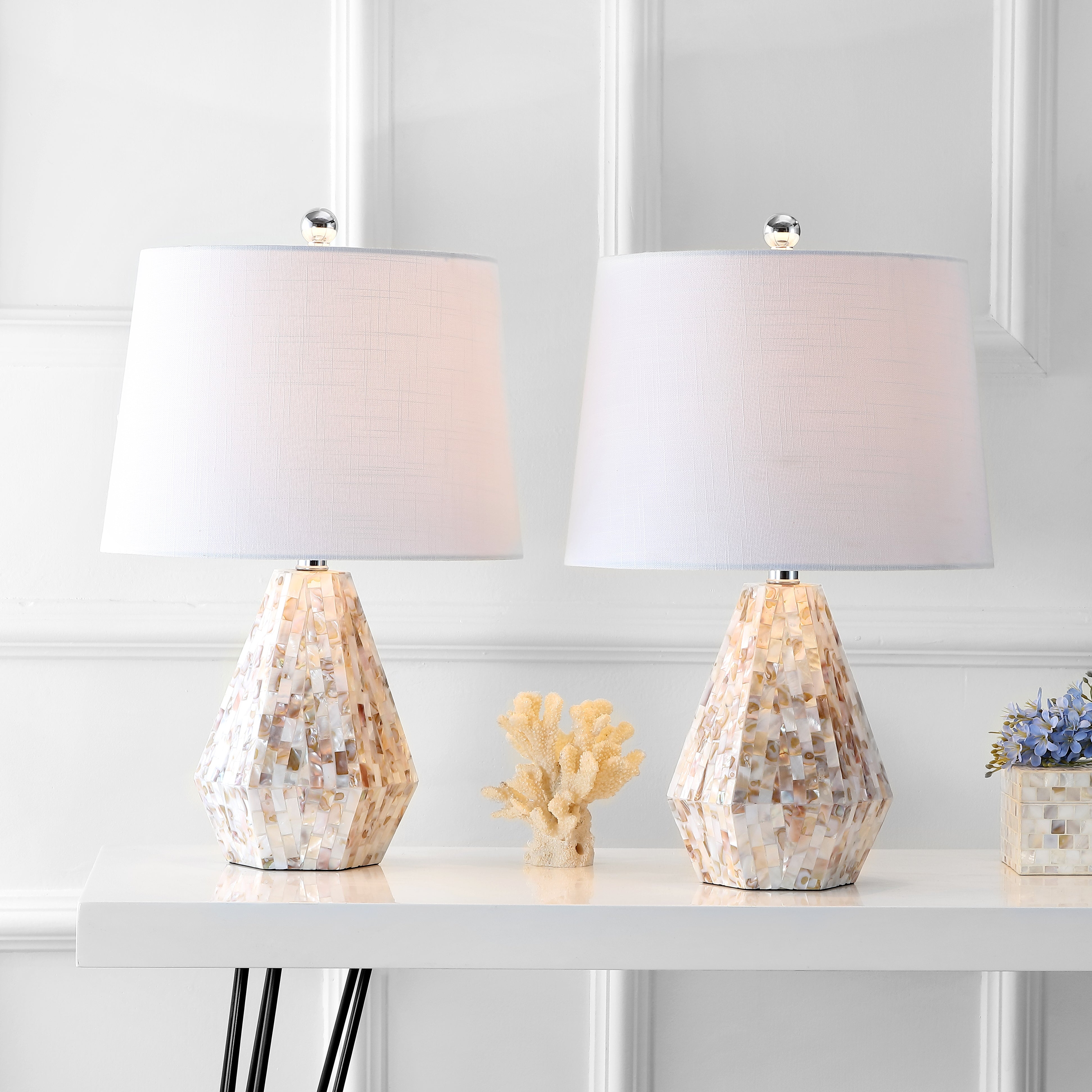 Isabella Seashell LED Table Lamp