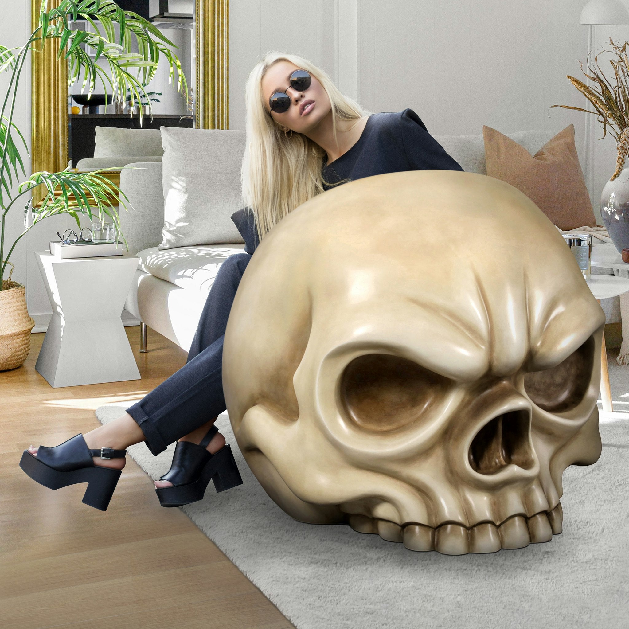 Lost Souls Gothic Skull Sculptural Chair: Bone