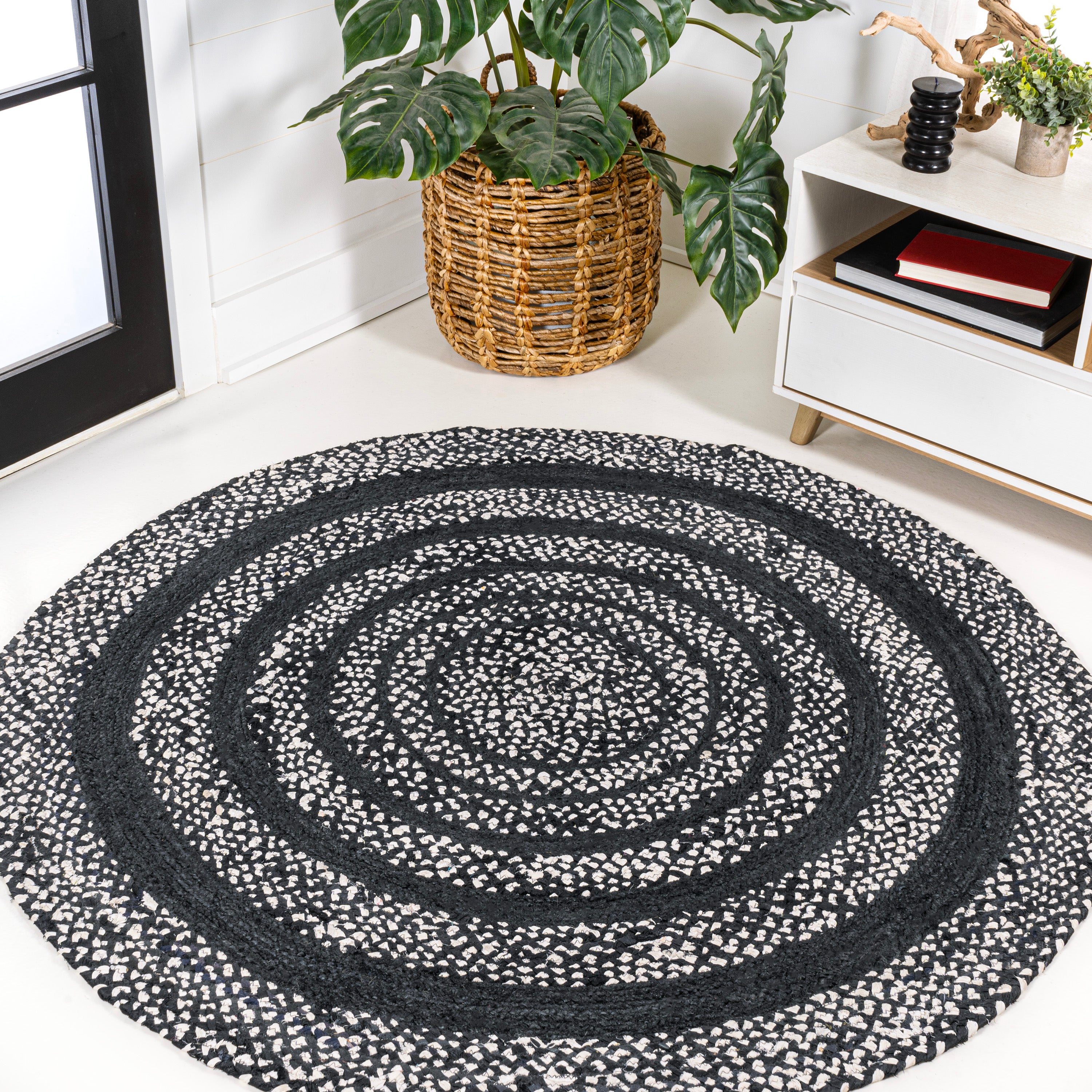 Abyss Braided Bohemian Coastal Round Jute Round Area Rug