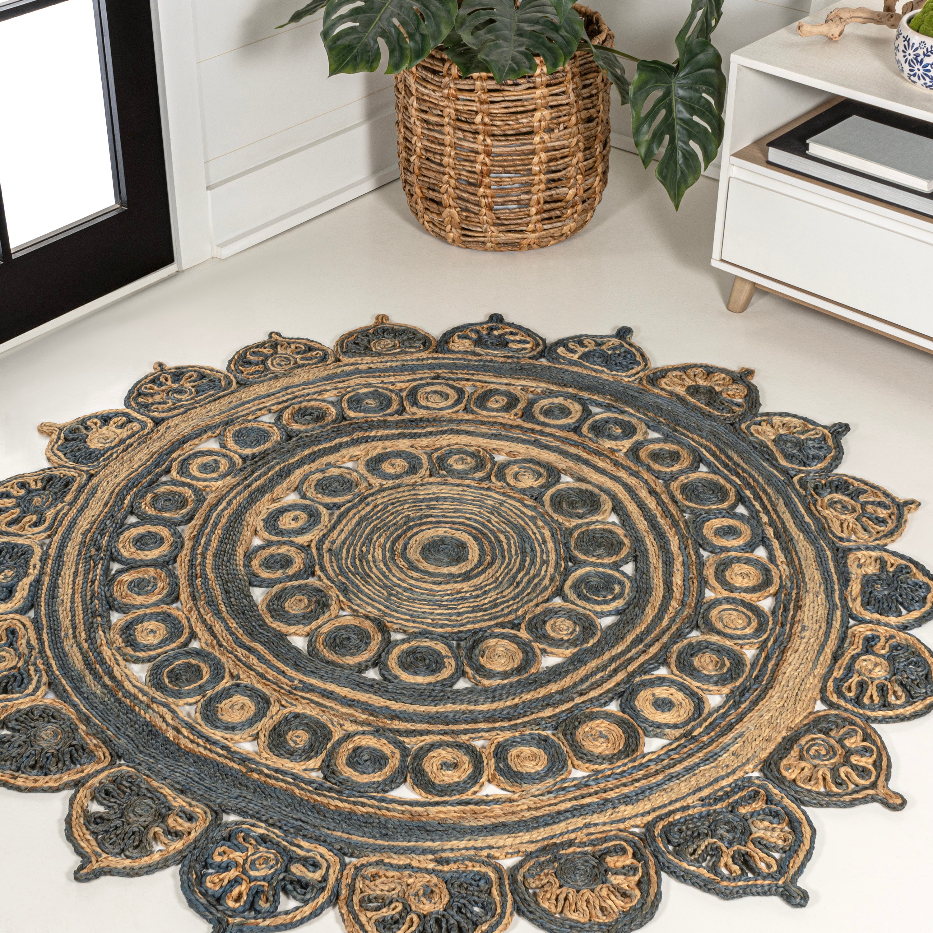 Flora Medallion Contemporary Bohemian Round Jute Round Area Rug