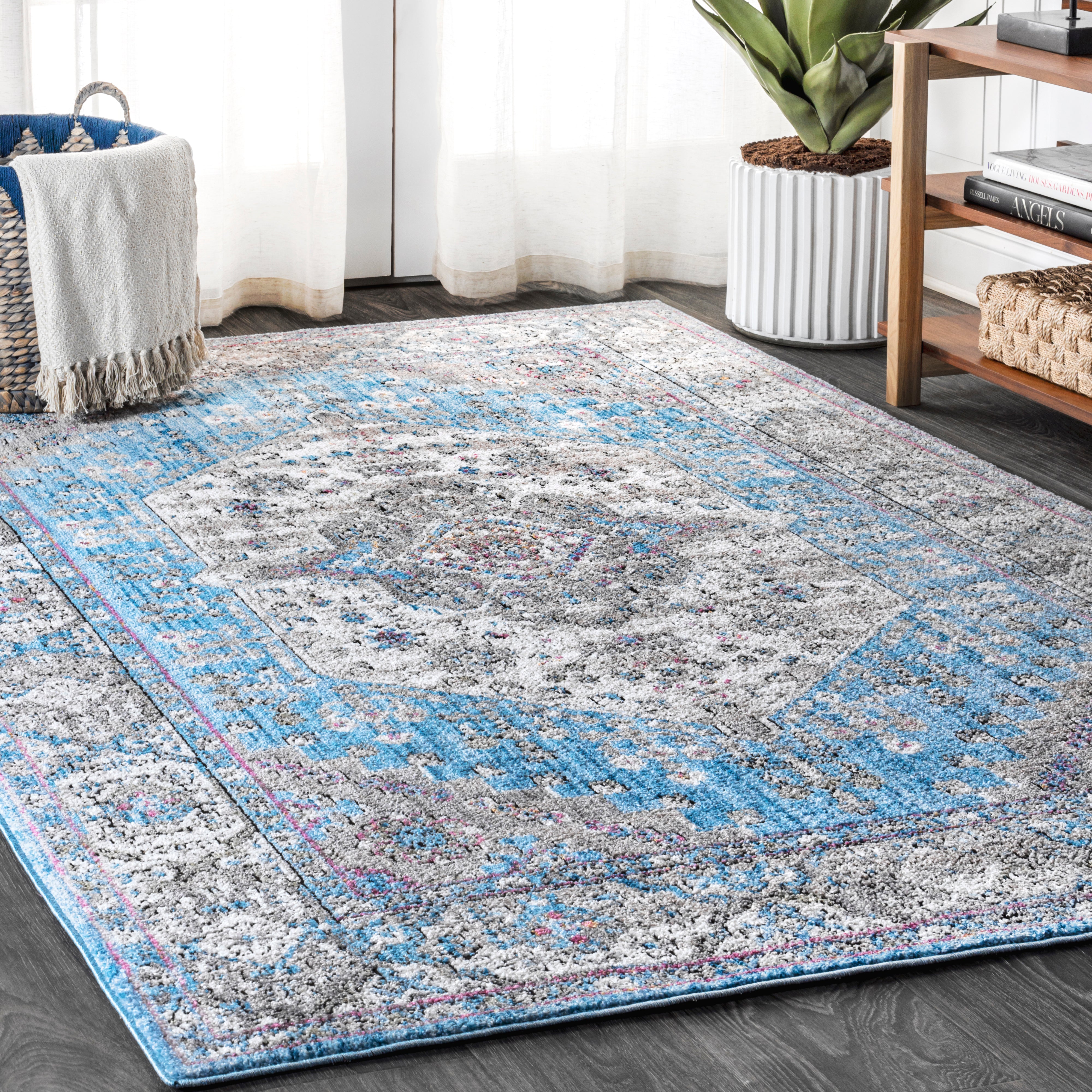 Kesan Vintage Medallion Area Rug