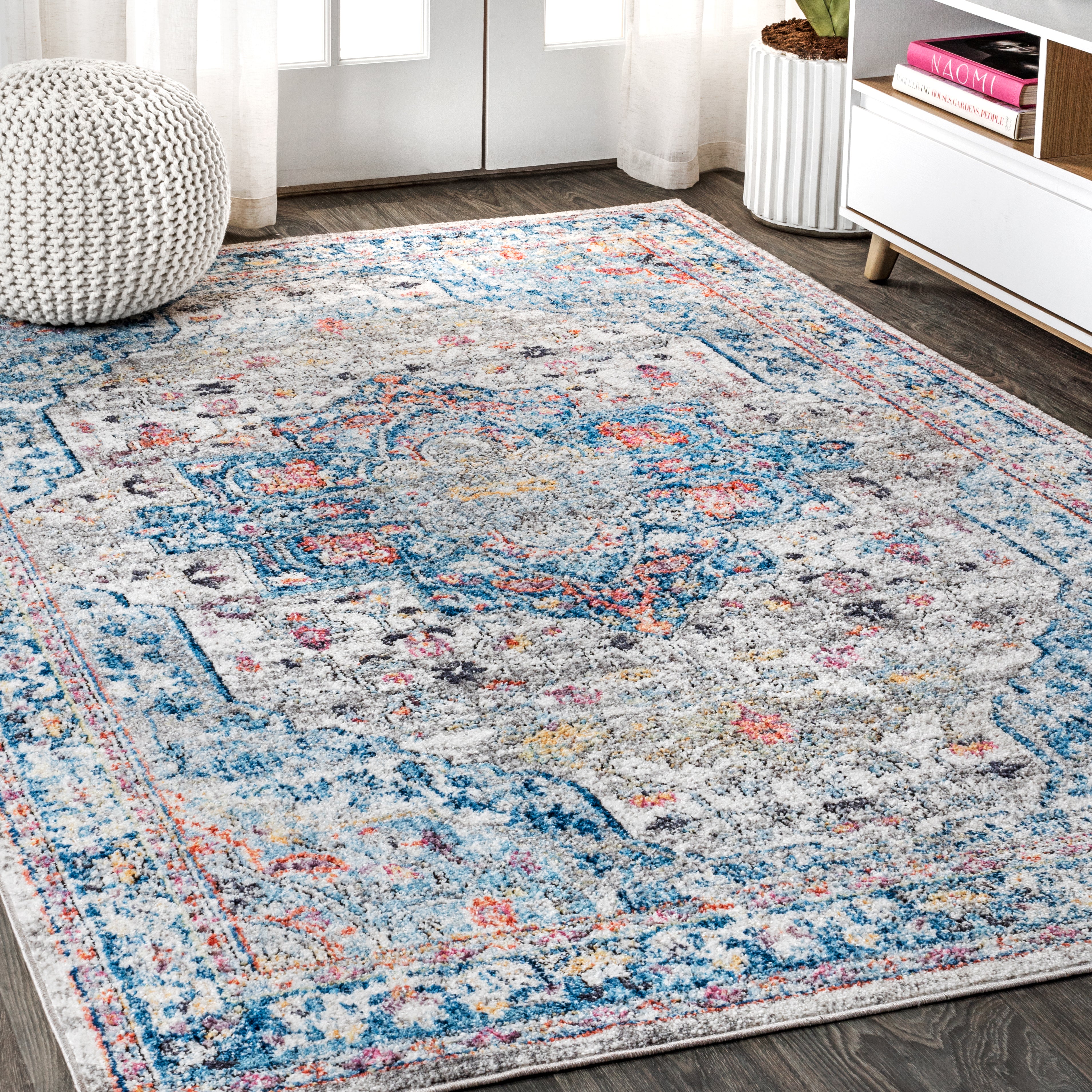 Manisa Vintage Medallion Area Rug