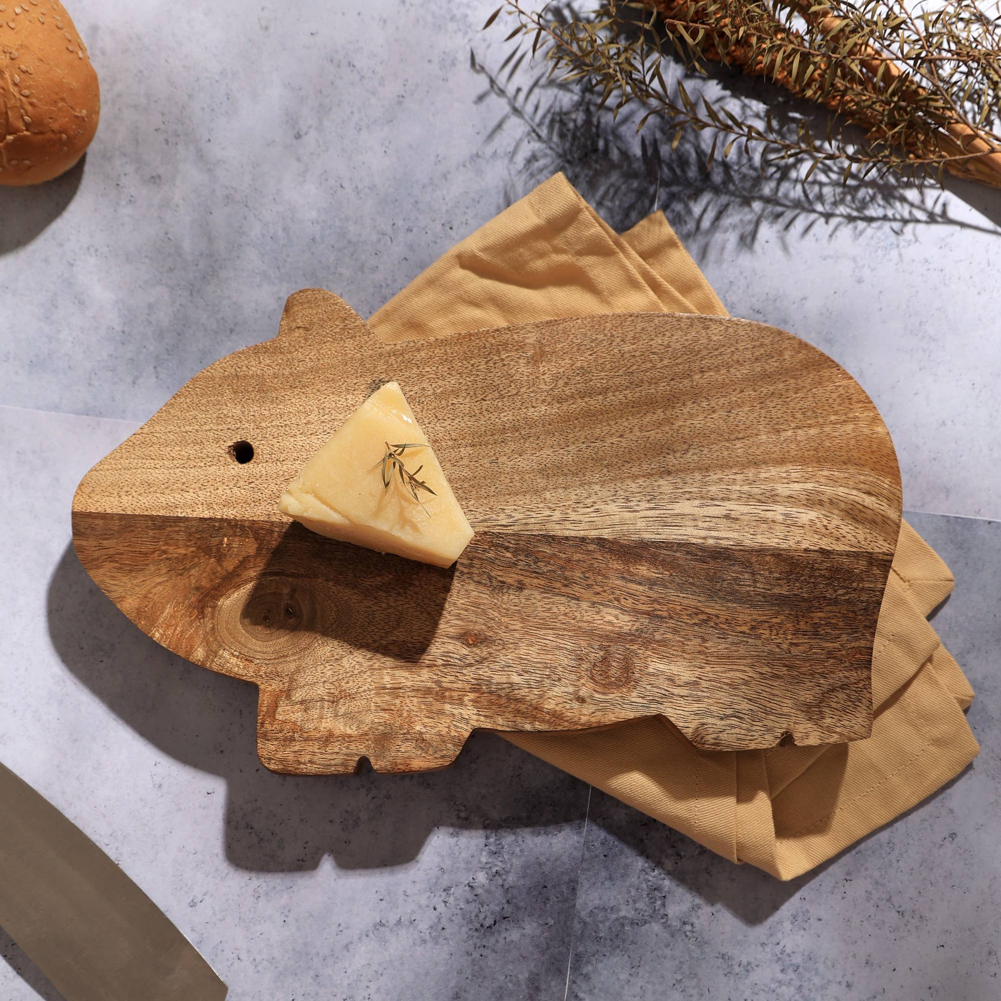 Rabbit Serving & Chopping Board