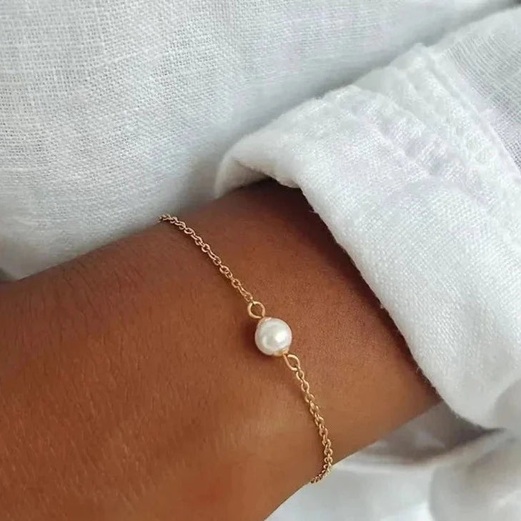 Single Pearl Bracelet