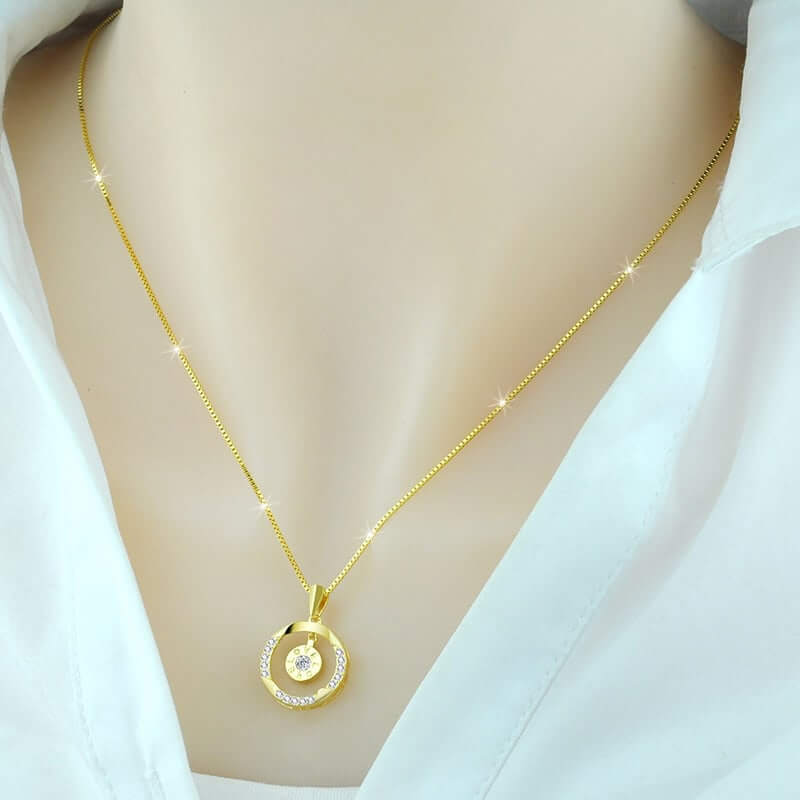 Zircon Circular Pendant Necklace