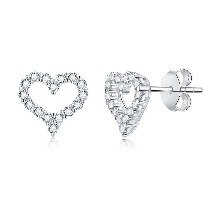 Cute Heart Moissanite Stud Earrings