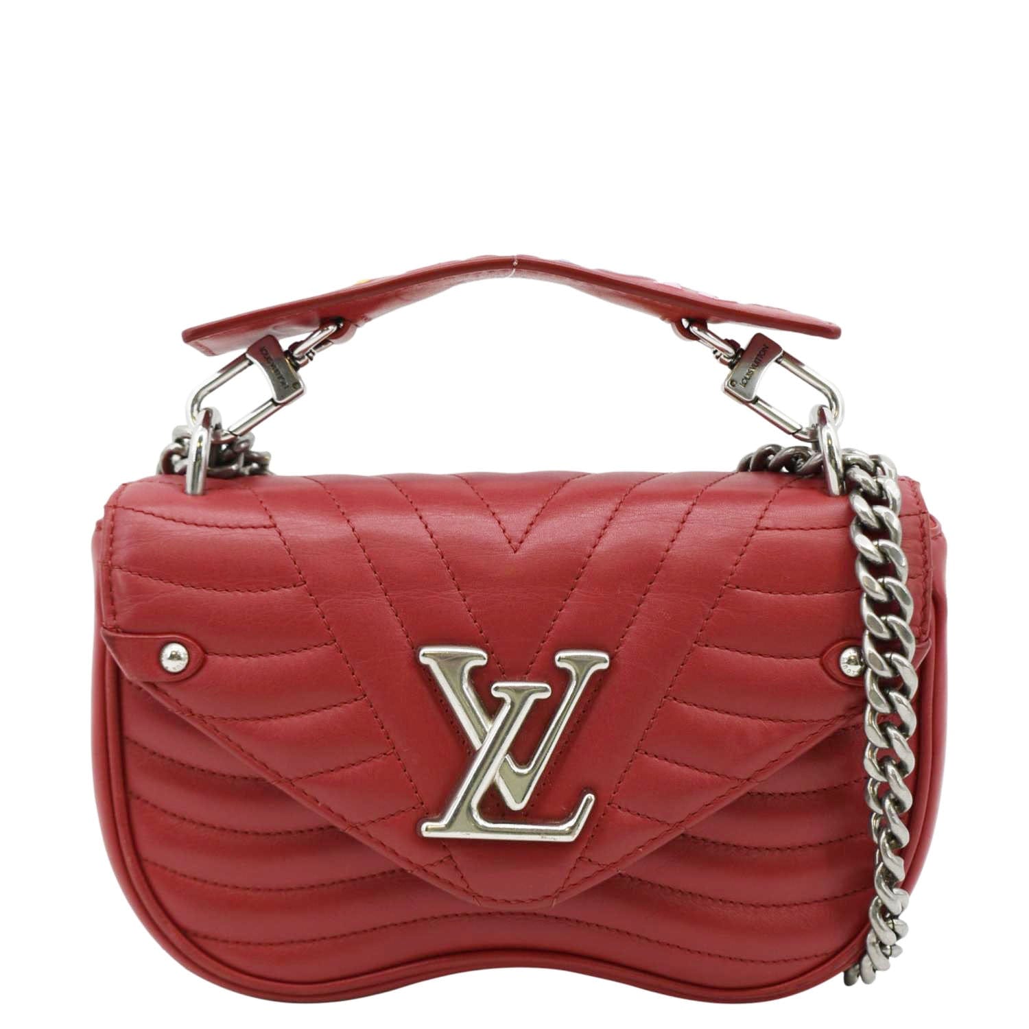 LOUIS VUITTON New Wave Chain MM Leather Shoulder Bag Red