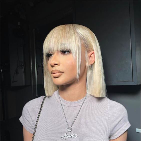 Glueless Wigs Bob Wig Clousure Lace Blonde Color Human Hair Wig With Bangs